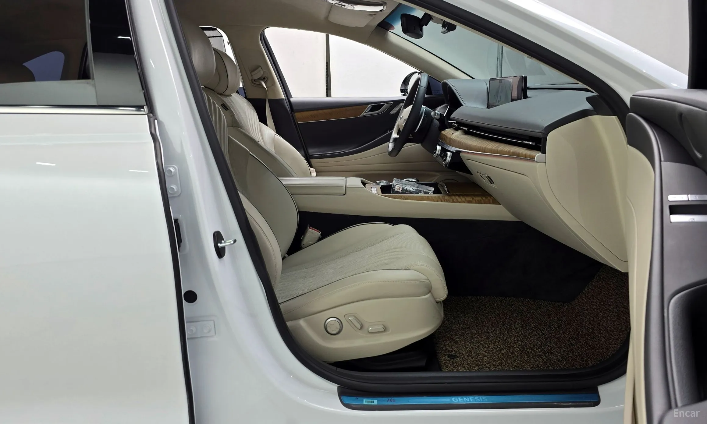 Genesis G80 (RG3) превью 10