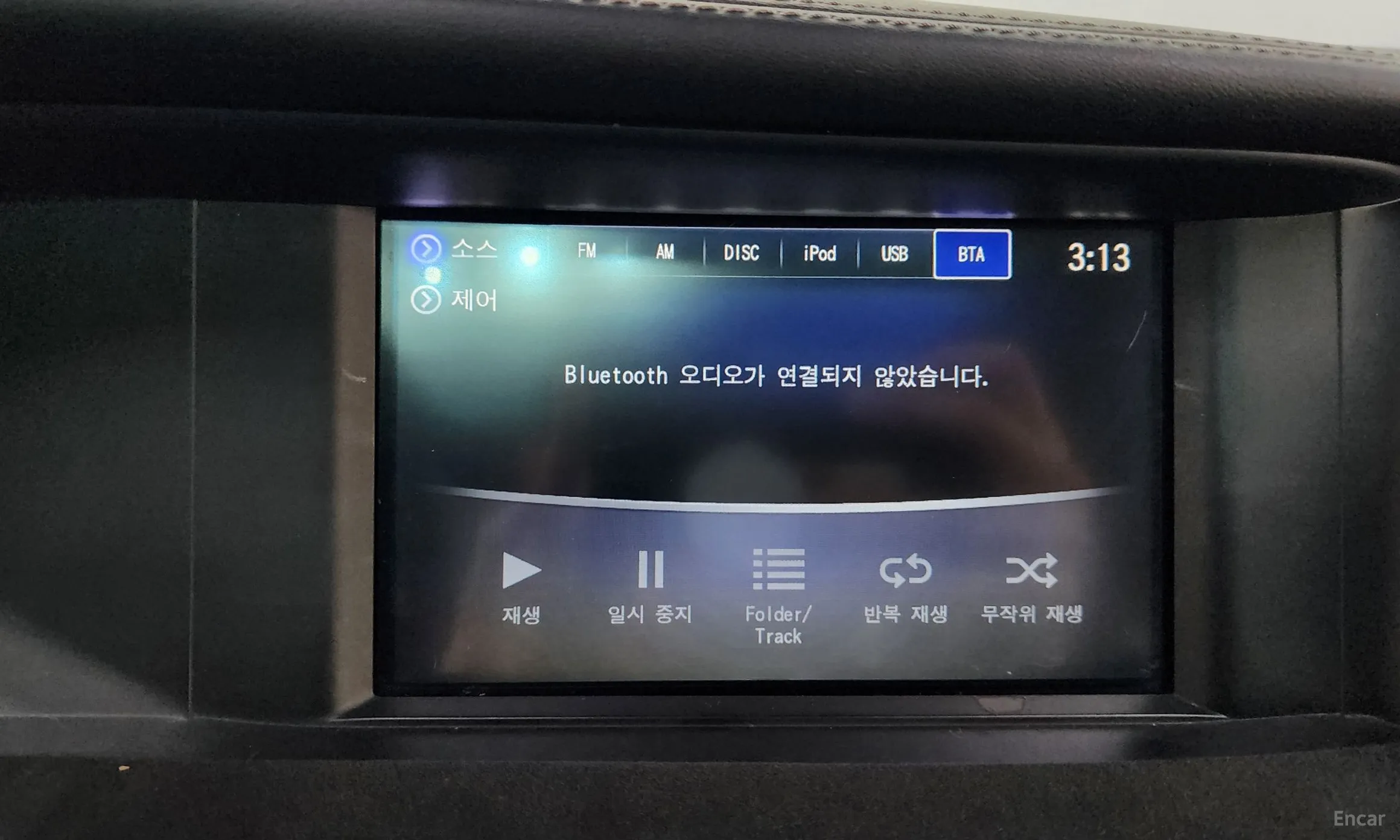 Infiniti Q30 превью 16