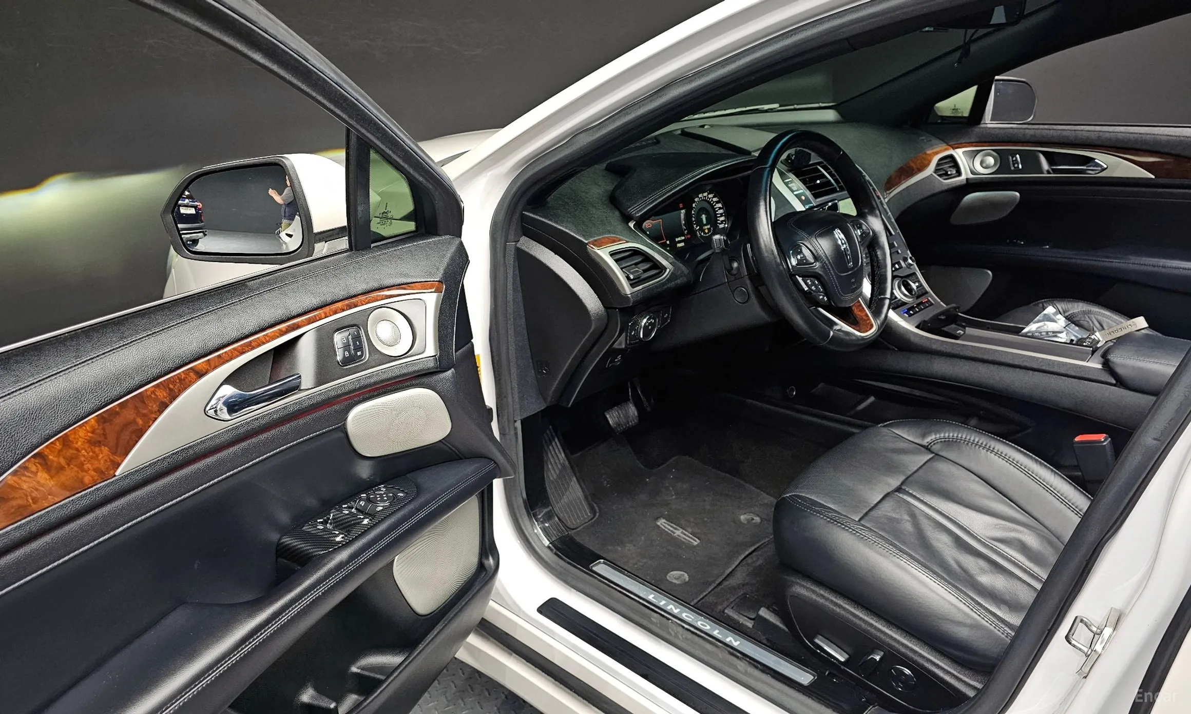 Lincoln New MKZ превью 11