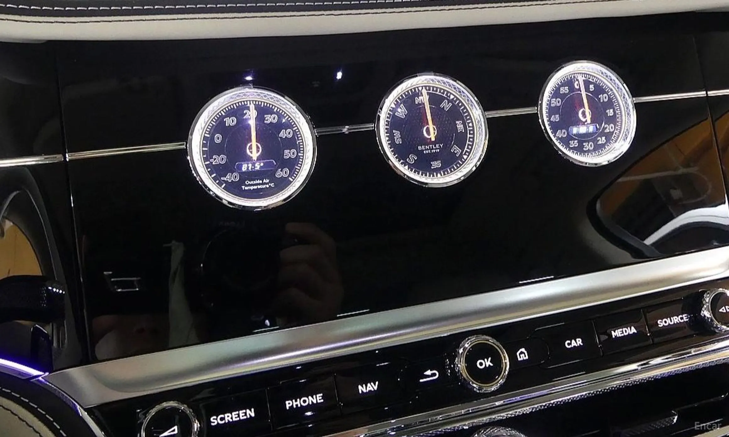 Bentley Flying Spur 3rd Generation превью 16
