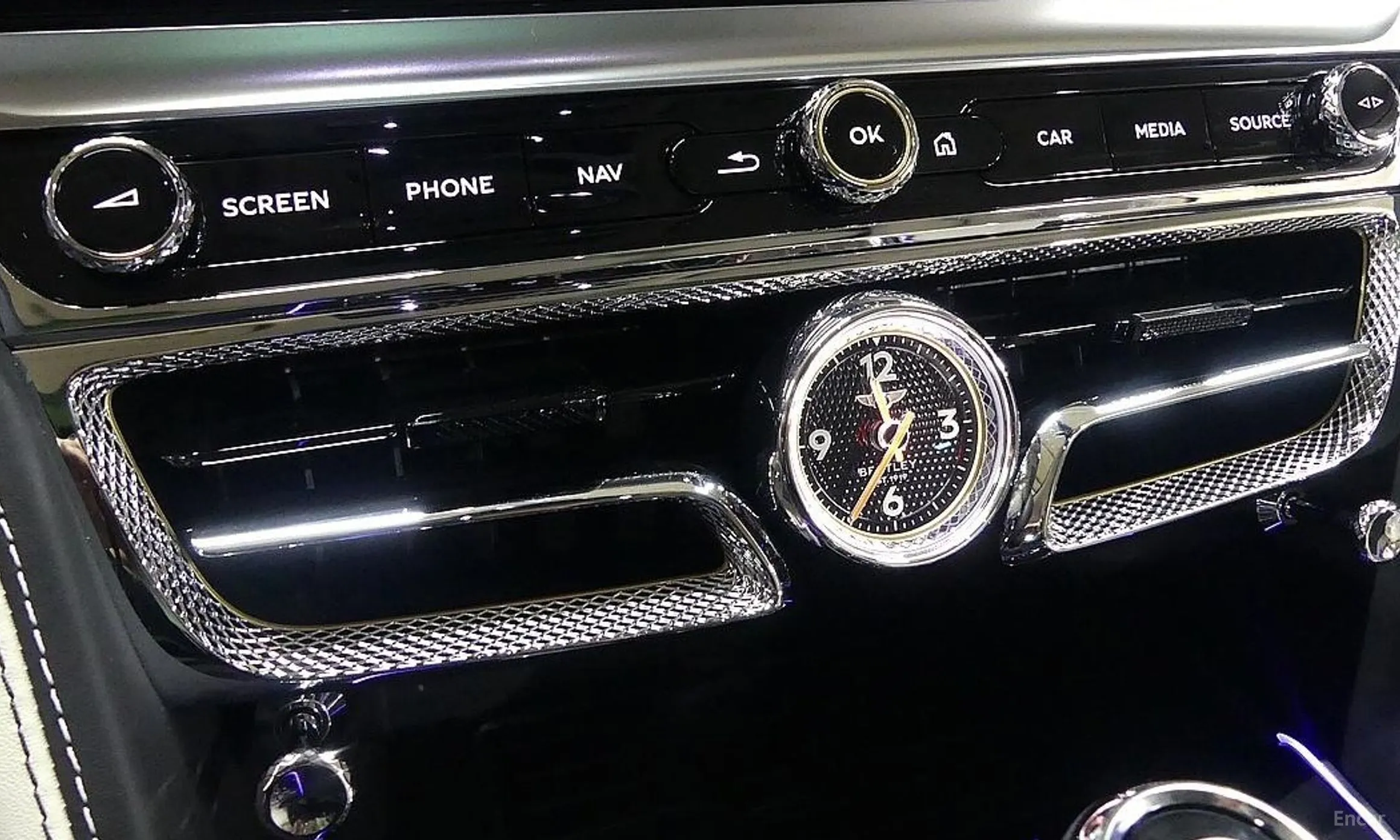 Bentley Flying Spur 3rd Generation превью 9