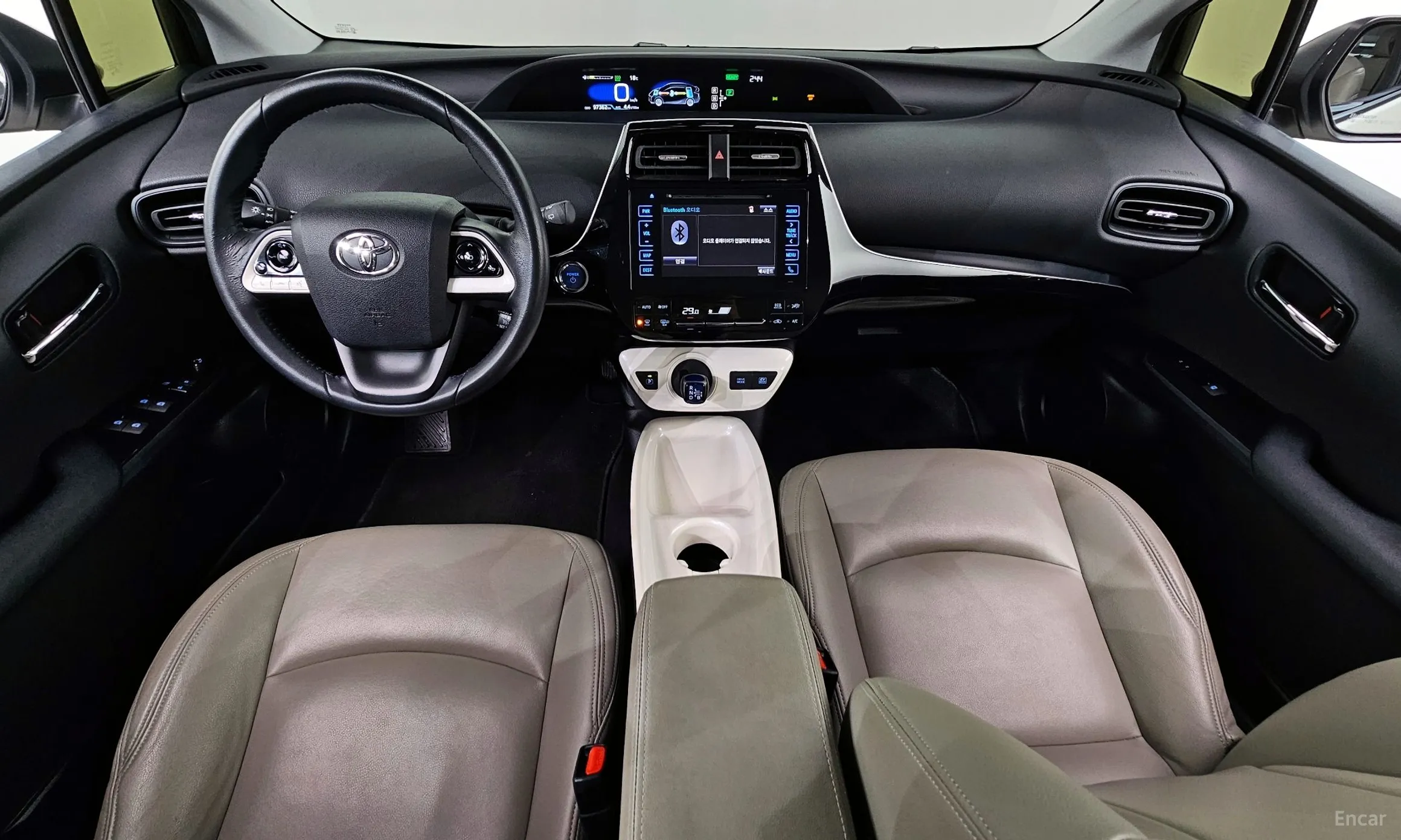 Toyota Prius 4th Generation превью 7
