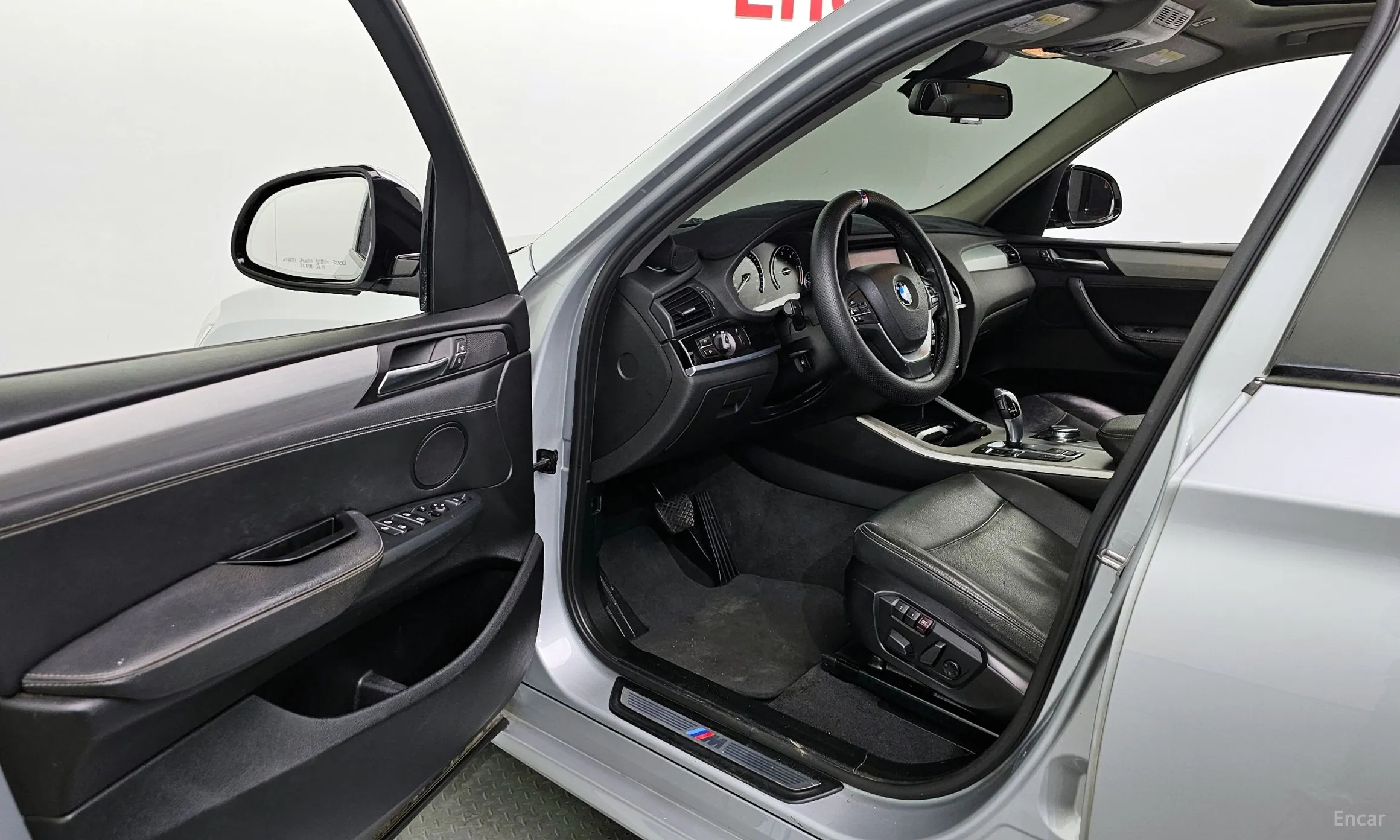 BMW X3 (F25) превью 10
