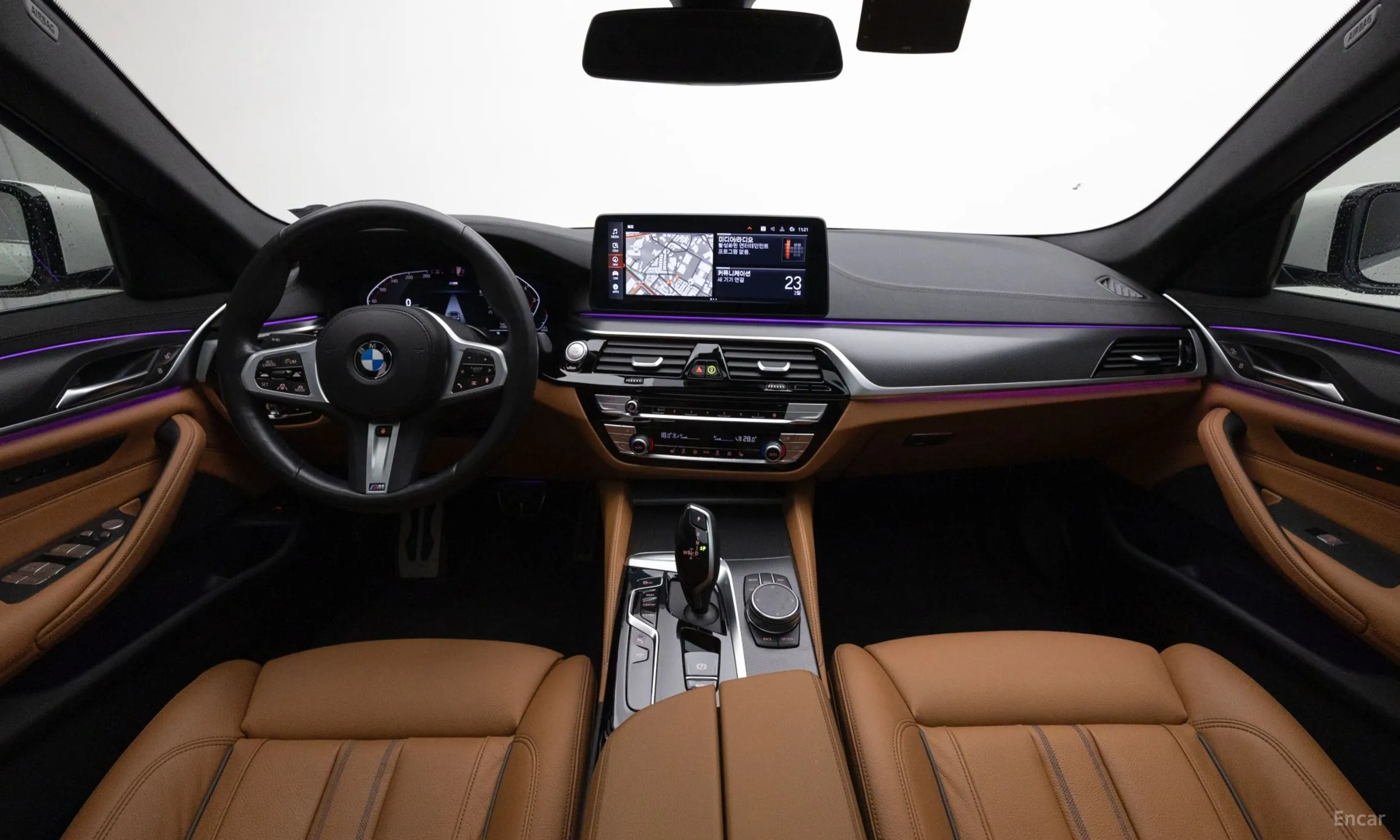 BMW 5 Series (G30) превью 7