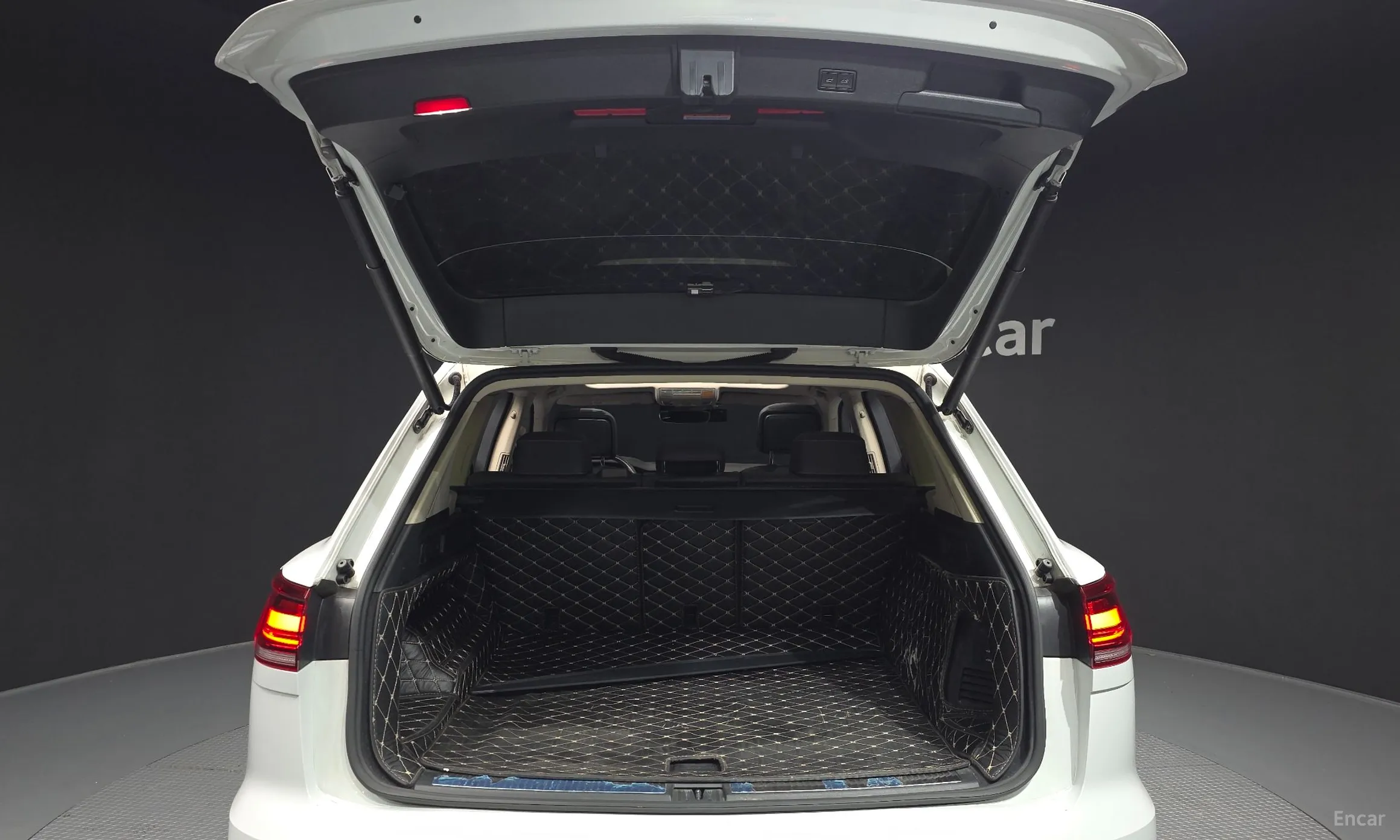 Volkswagen Touareg 3rd Generation превью 20