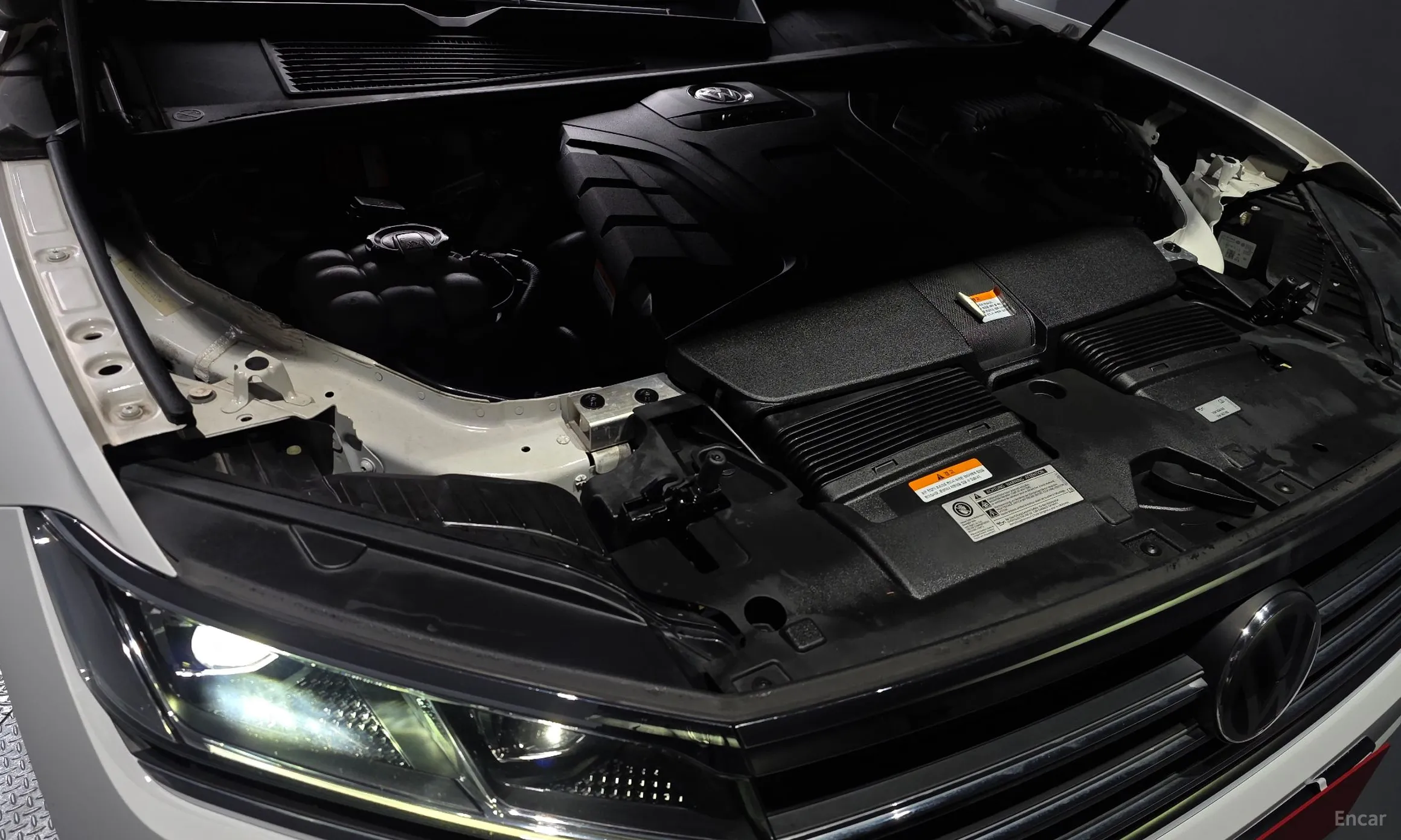 Volkswagen Touareg 3rd Generation превью 6