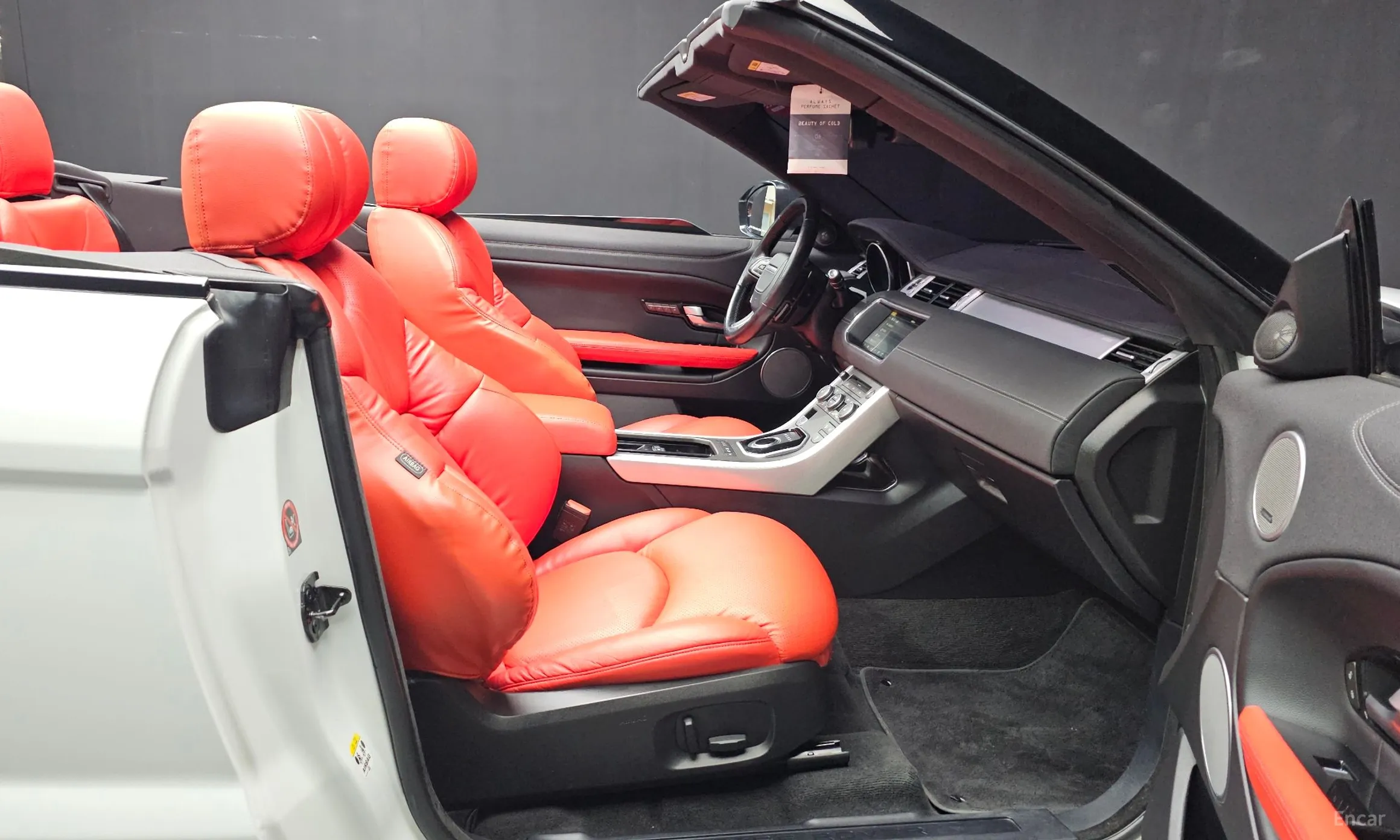Land Rover Range Rover Evoque превью 11
