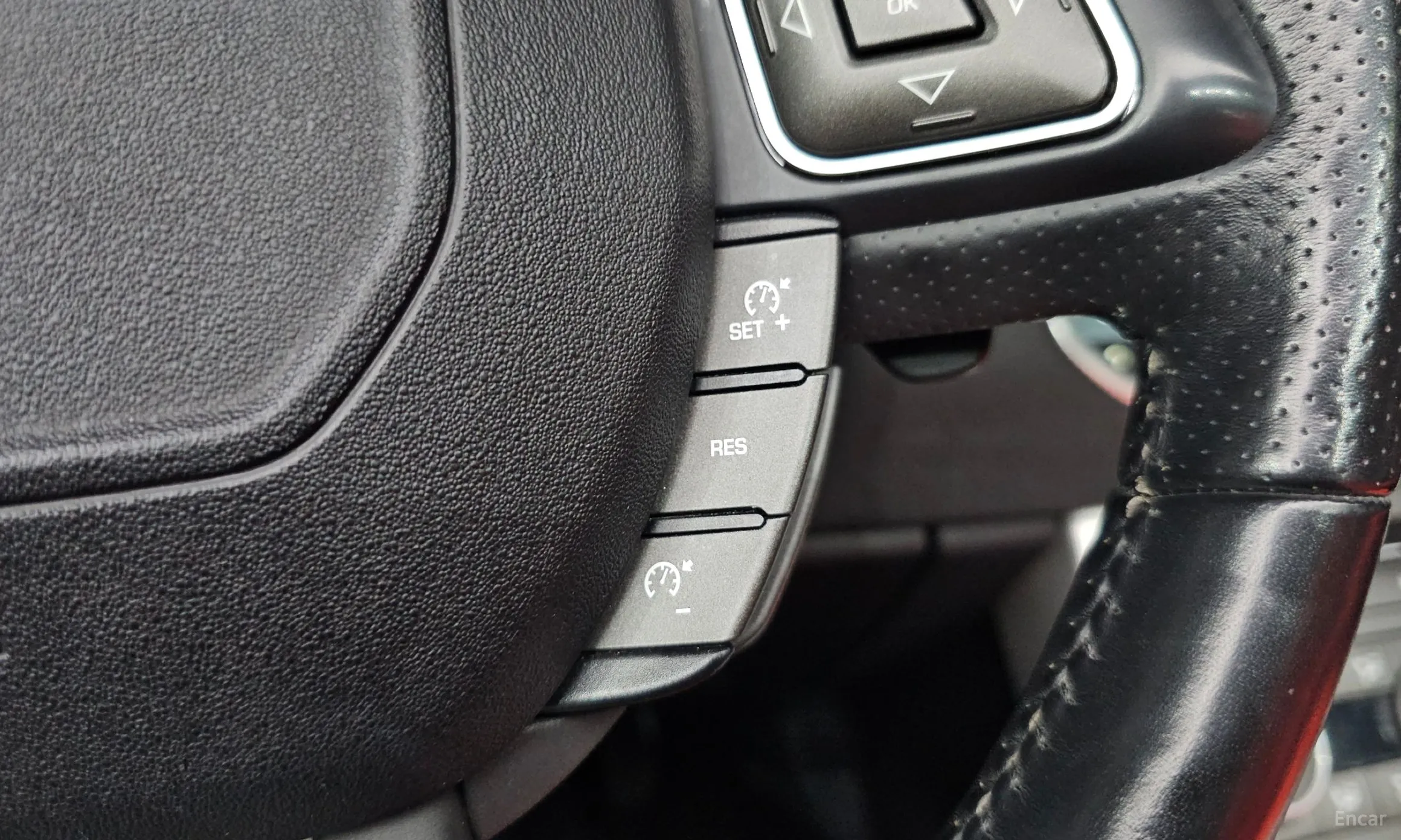 Land Rover Range Rover Evoque превью 18