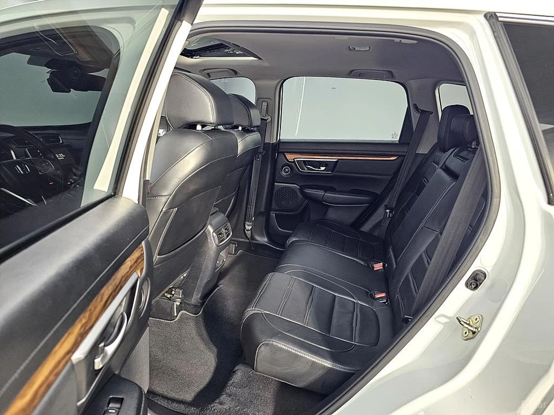 Honda CR-V 5th generation превью 9