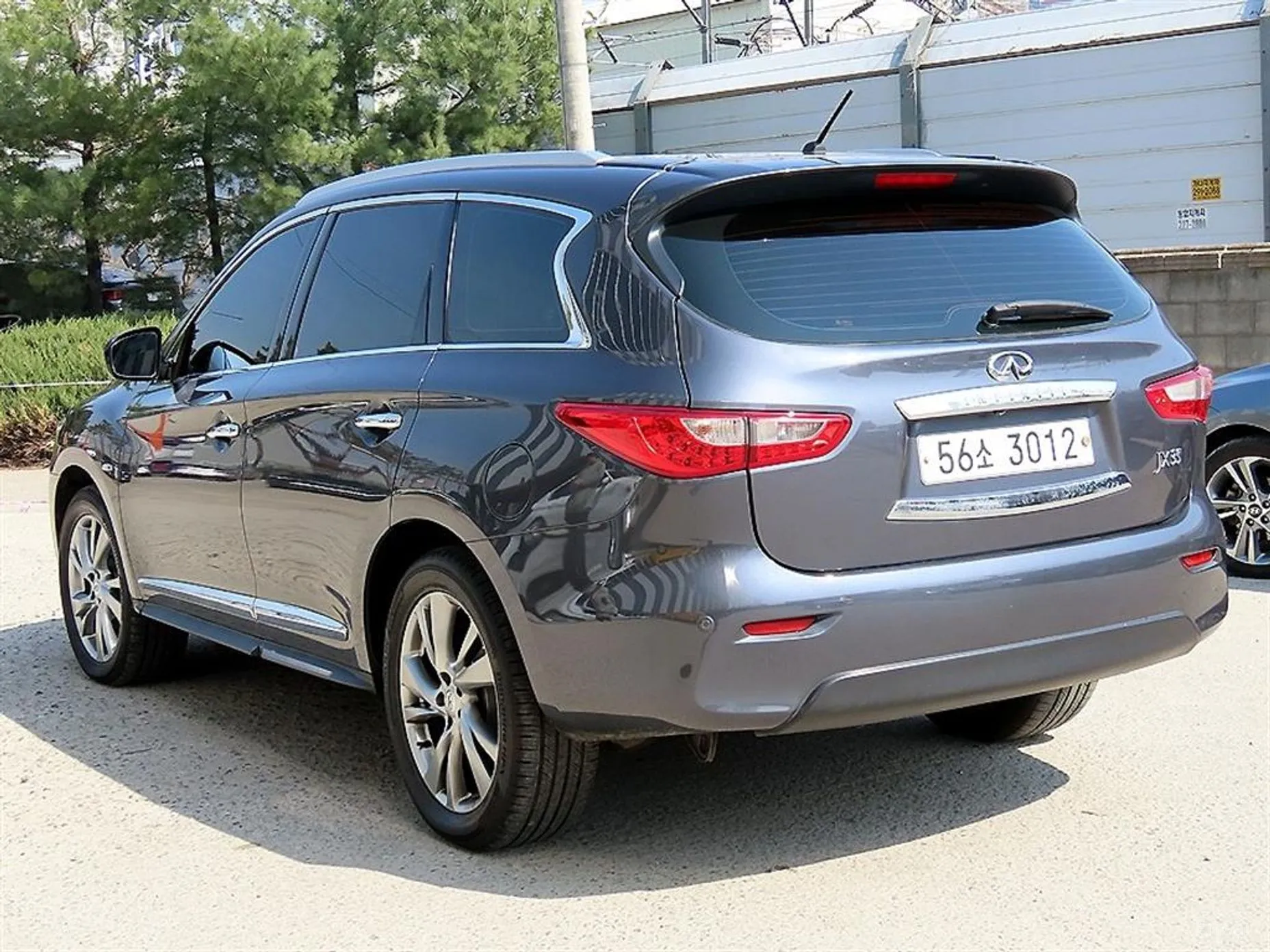 Infiniti JX35 превью 3