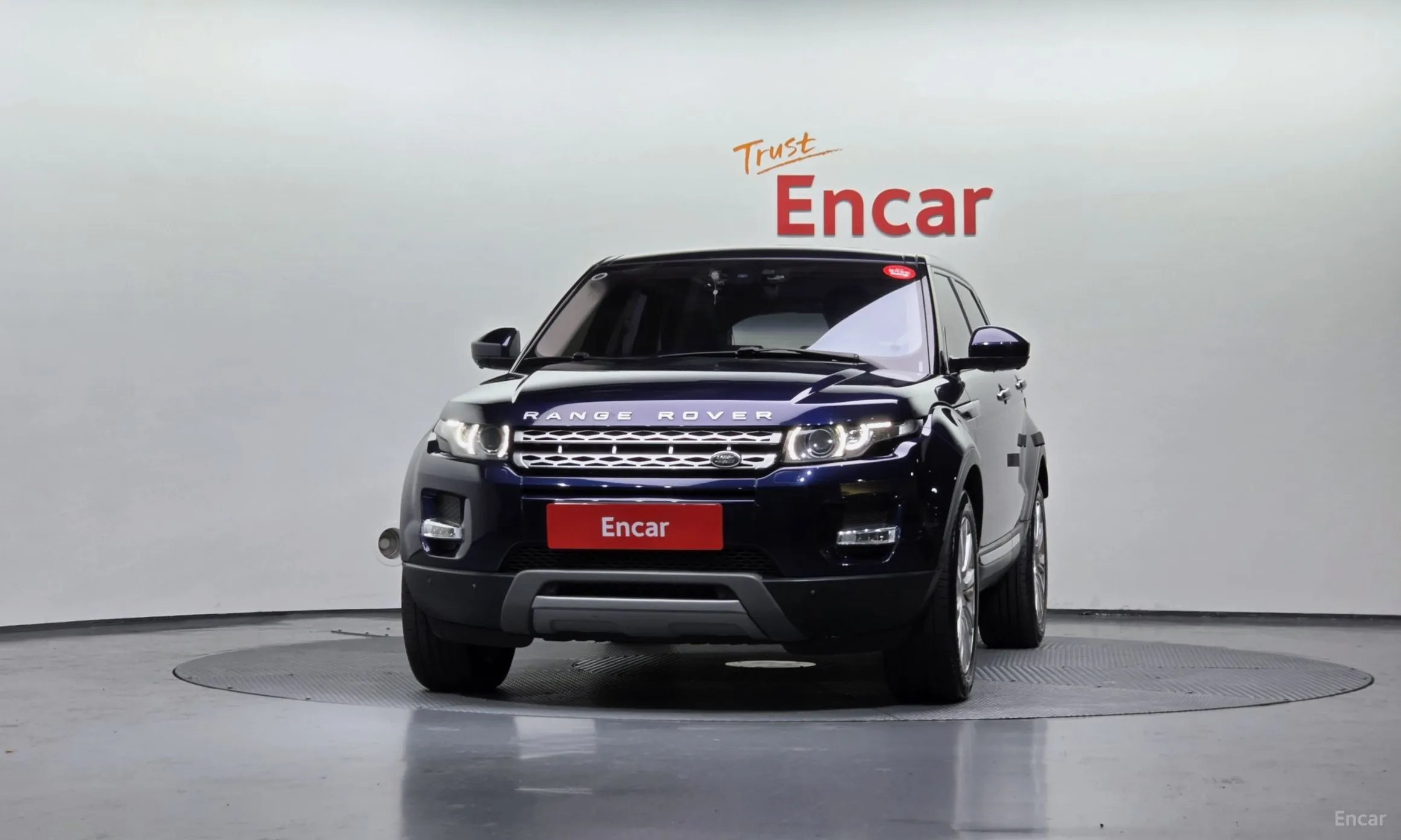 Land Rover Range Rover Evoque превью 3