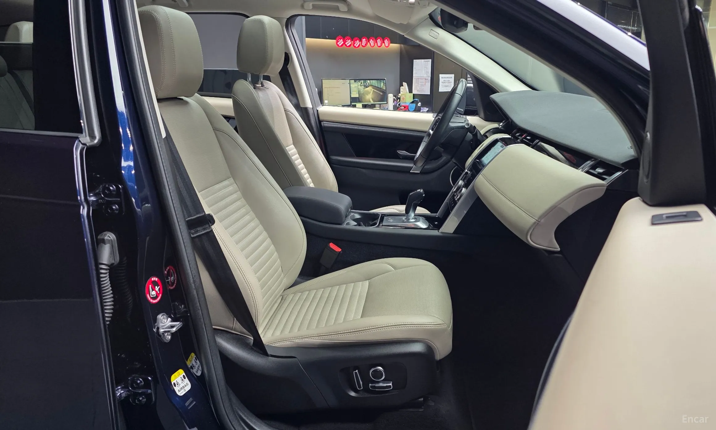 Land Rover Discovery Sports превью 11