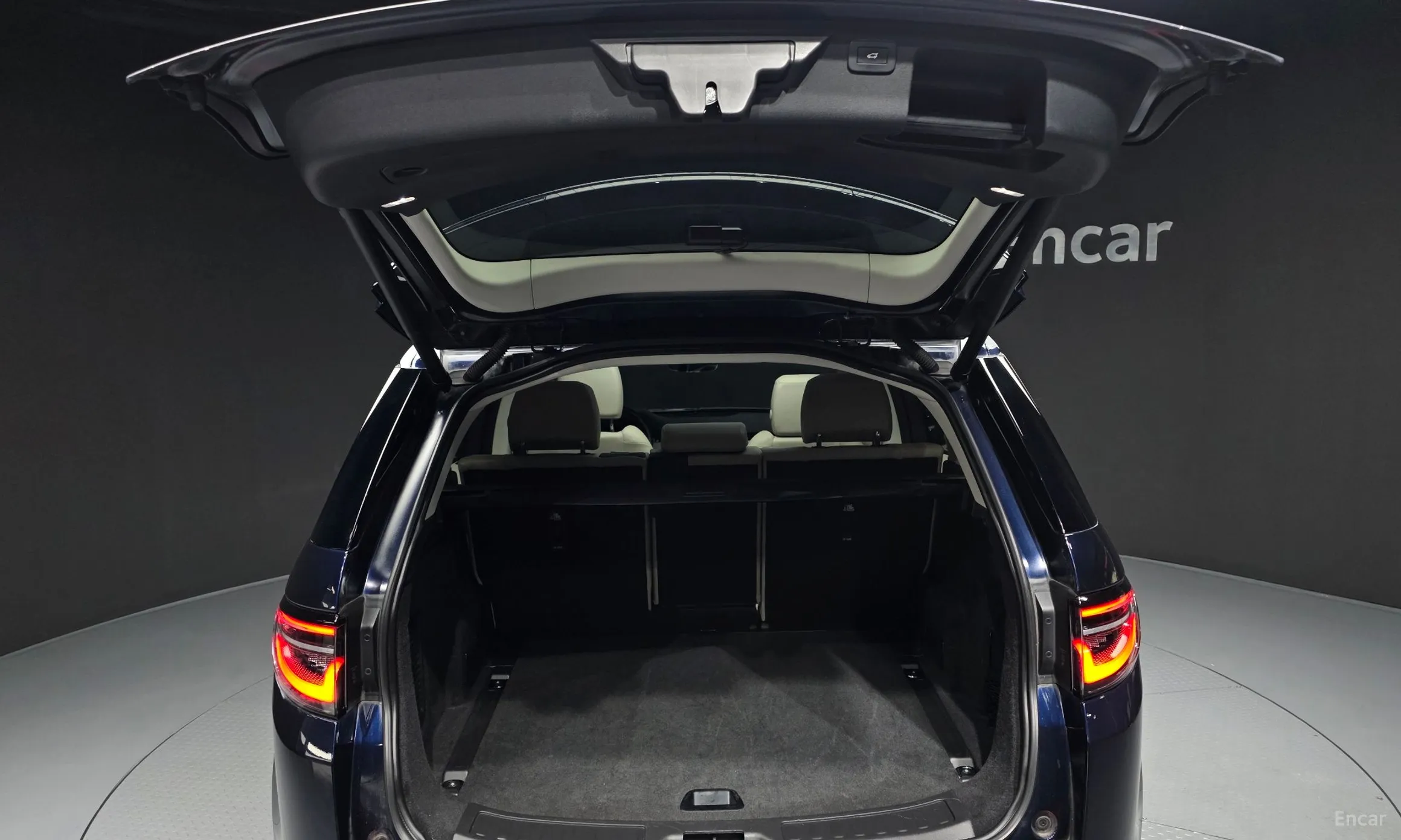 Land Rover Discovery Sports превью 20