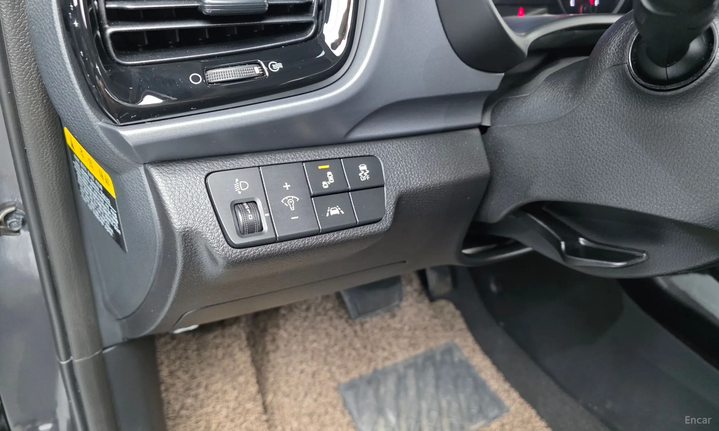 Kia Stonic превью 18