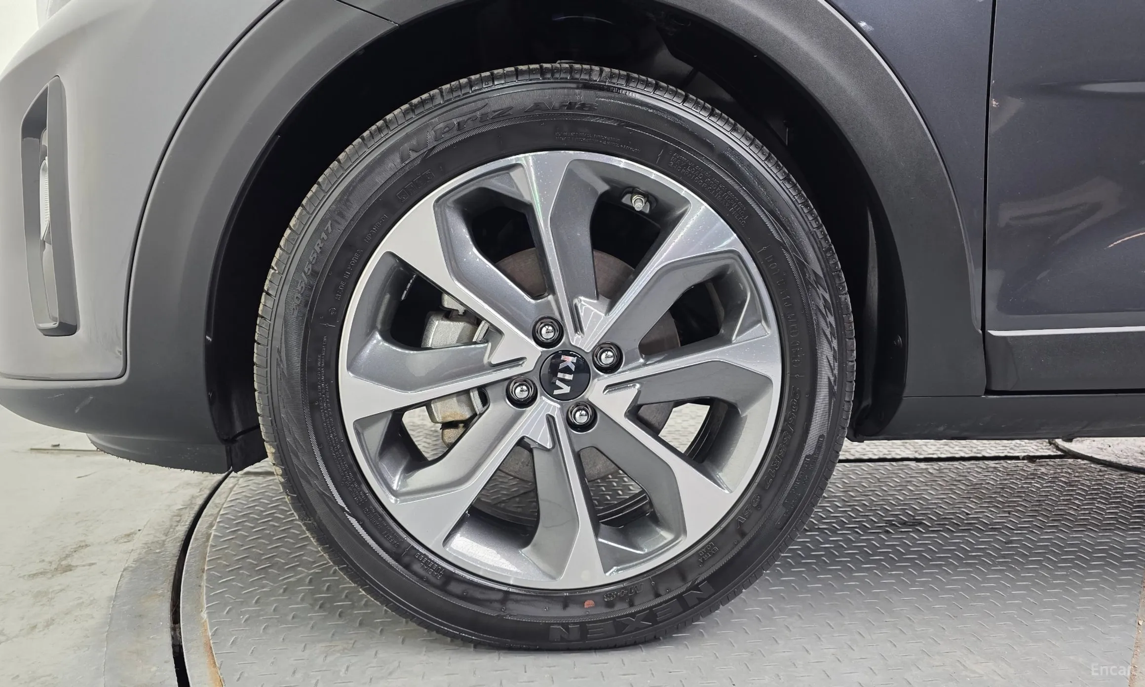 Kia Stonic превью 5