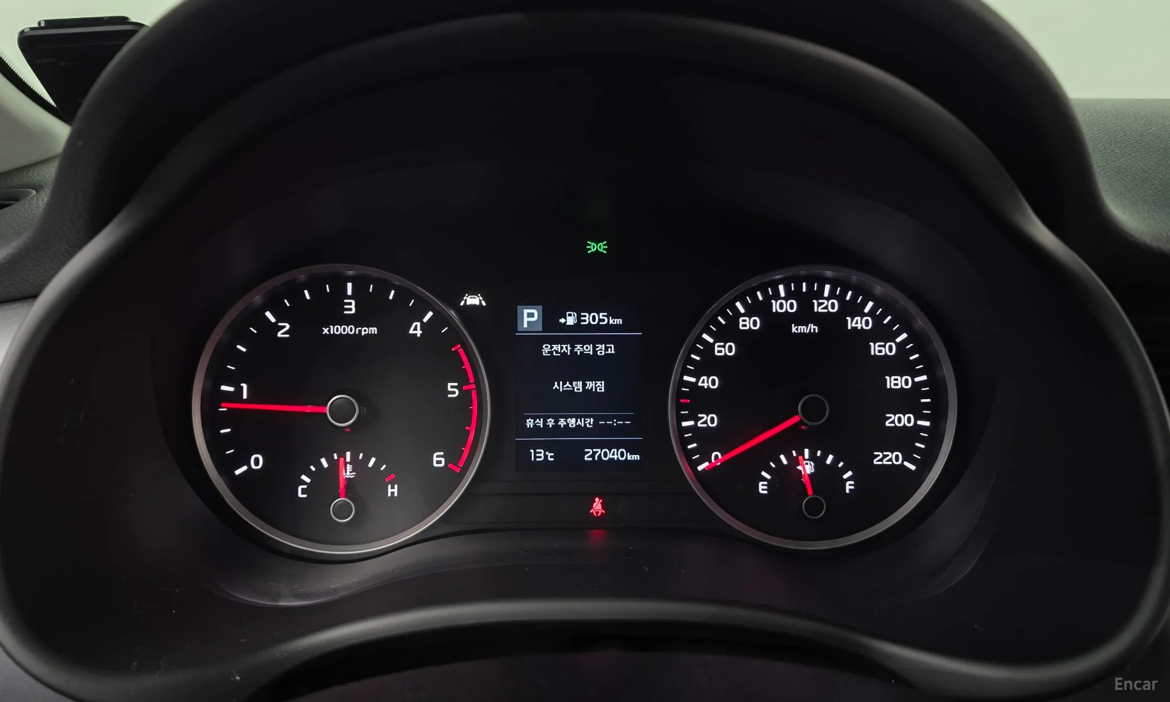 Kia Stonic превью 8