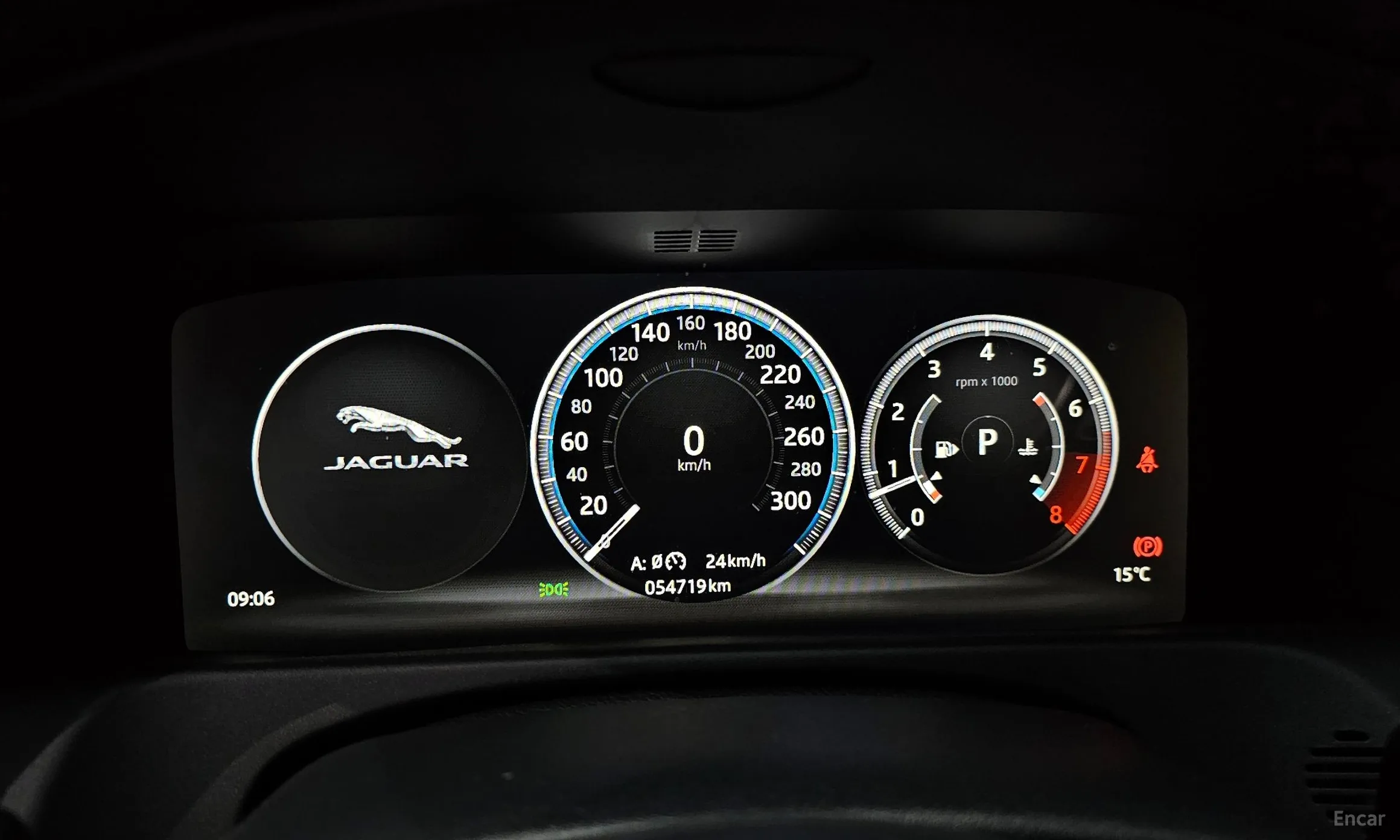Jaguar XF (x260) превью 8