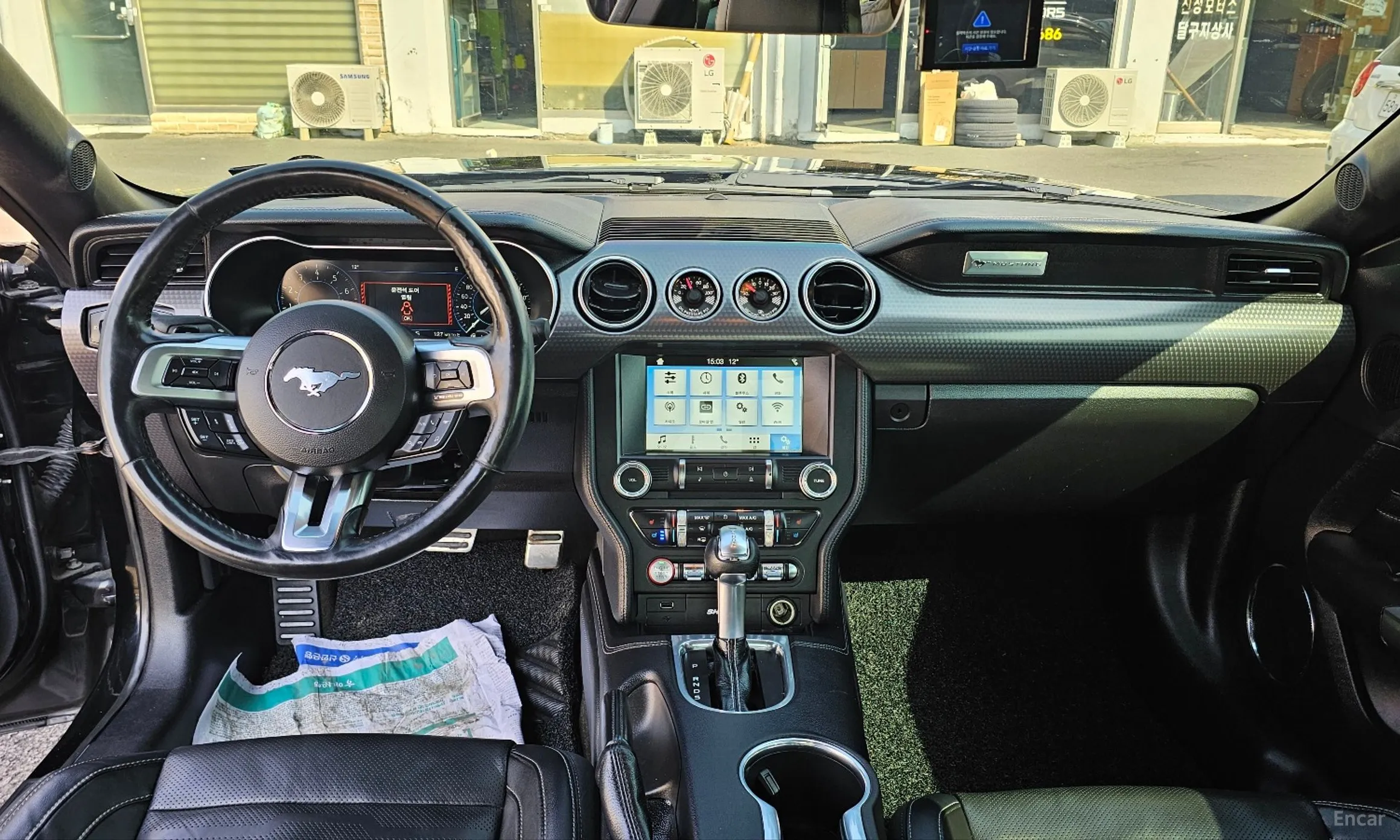 Ford Mustang превью 8