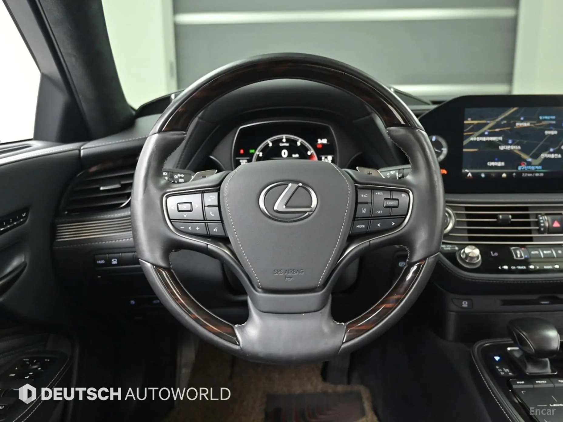 Lexus LS500 5th Generation превью 13