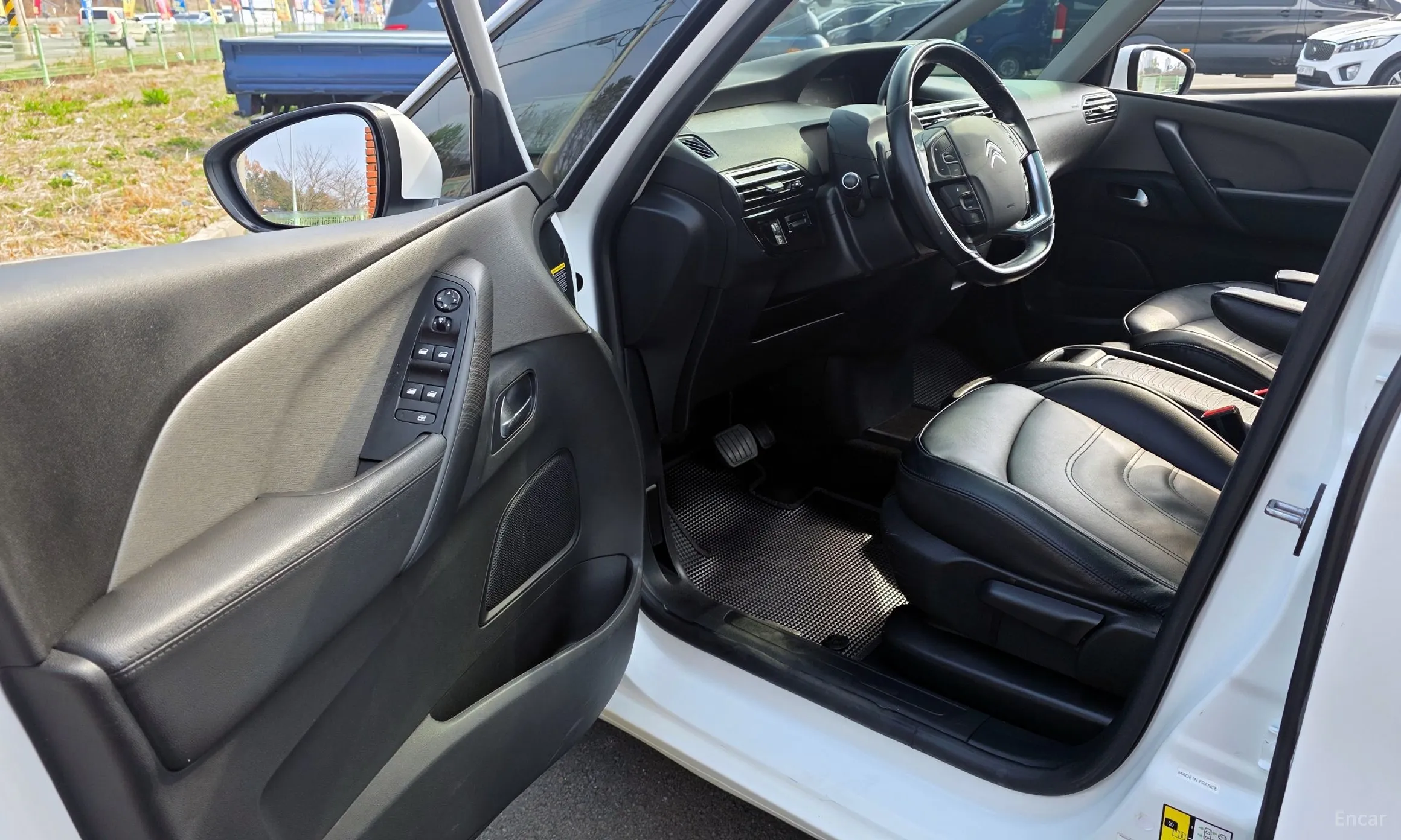 Citroën/DS Grand C4 Picasso превью 11