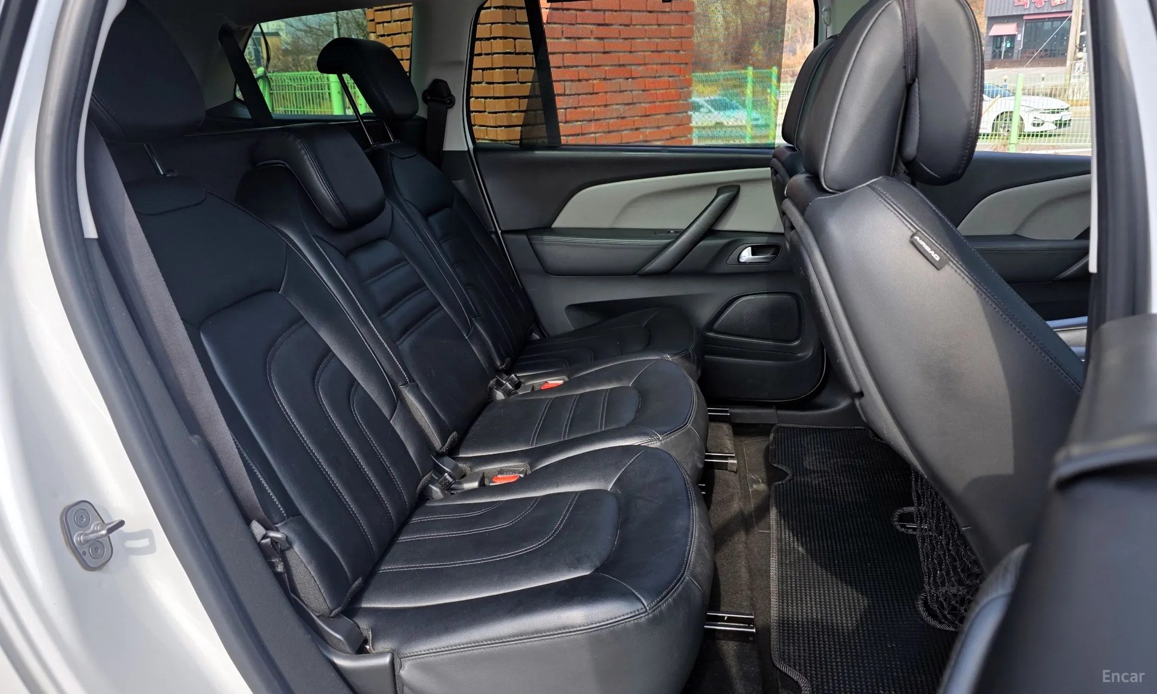 Citroën/DS Grand C4 Picasso превью 12