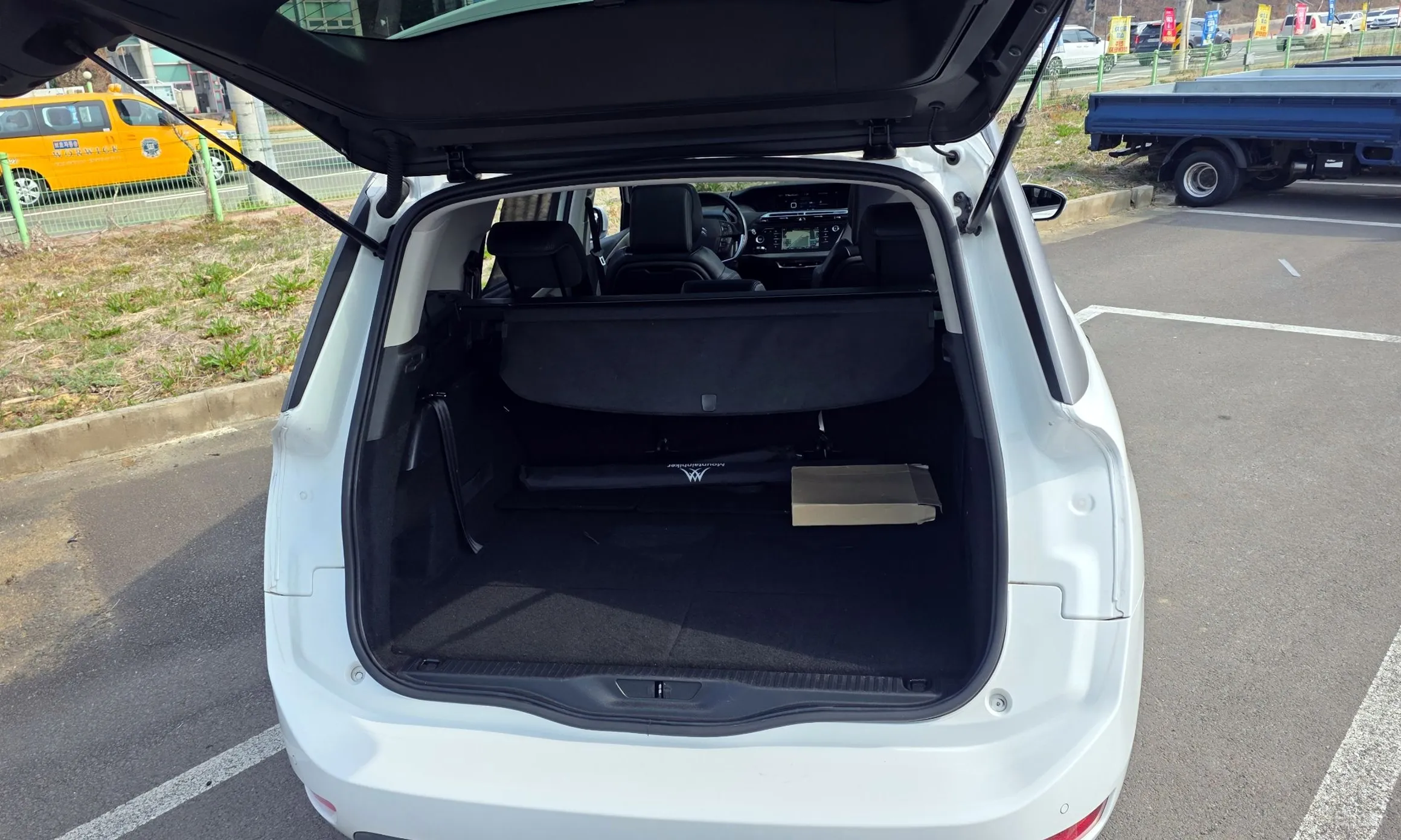 Citroën/DS Grand C4 Picasso превью 20