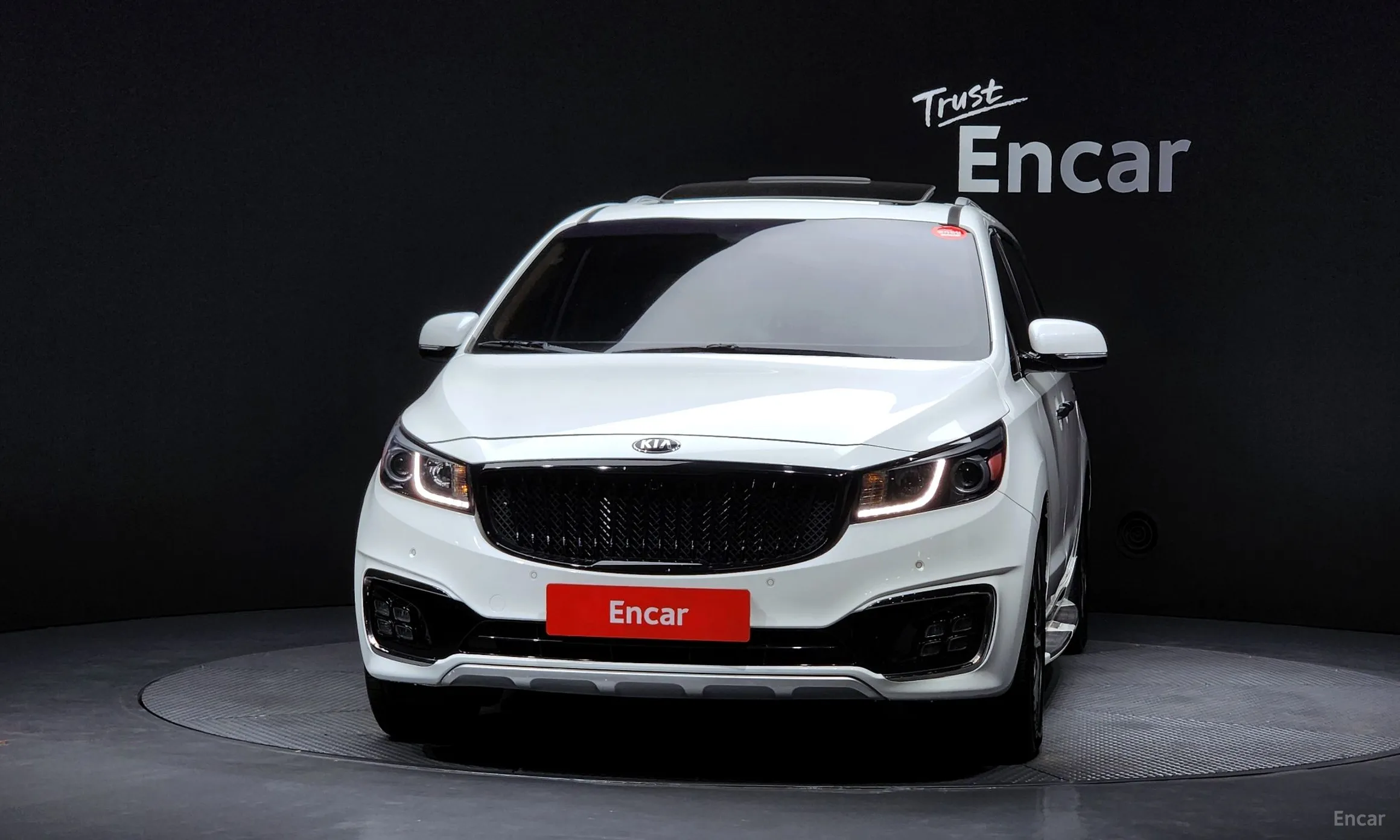 Kia Carnival превью 3