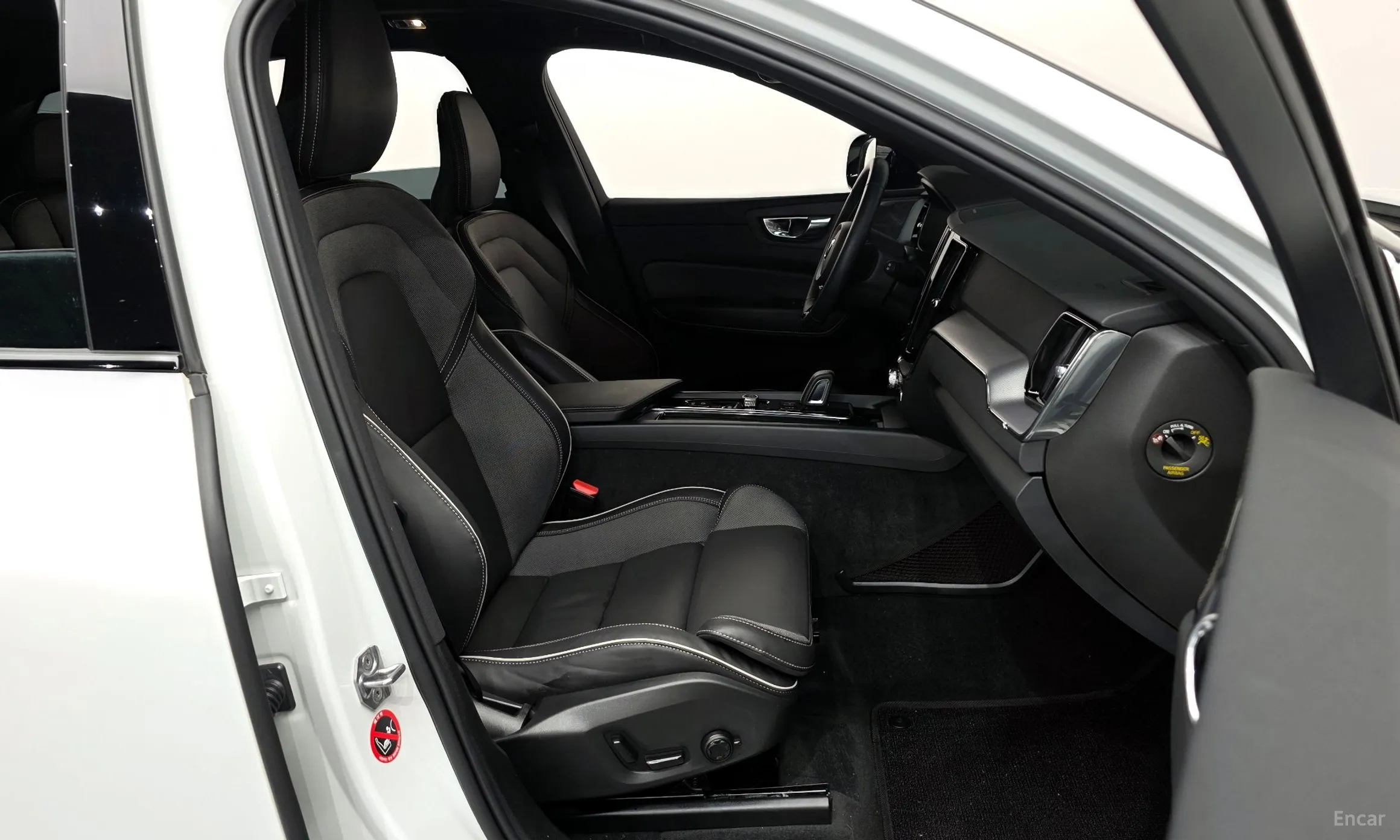 Volvo XC60 Gen 2 превью 11