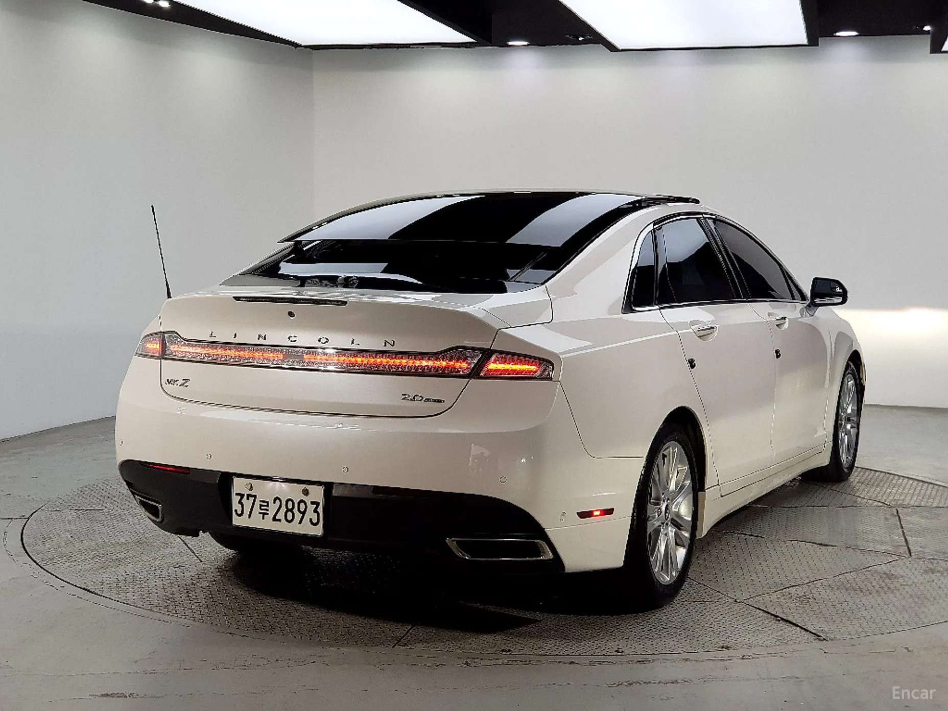 Lincoln New MKZ превью 4