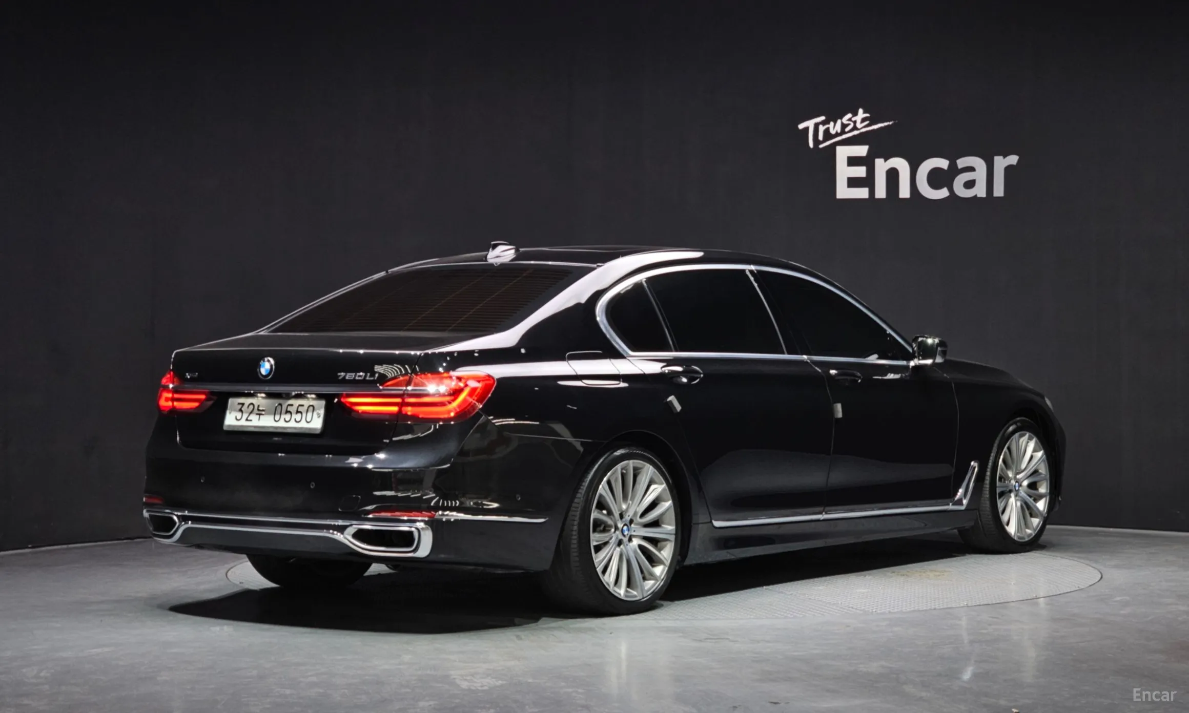 BMW 7 Series (G11)