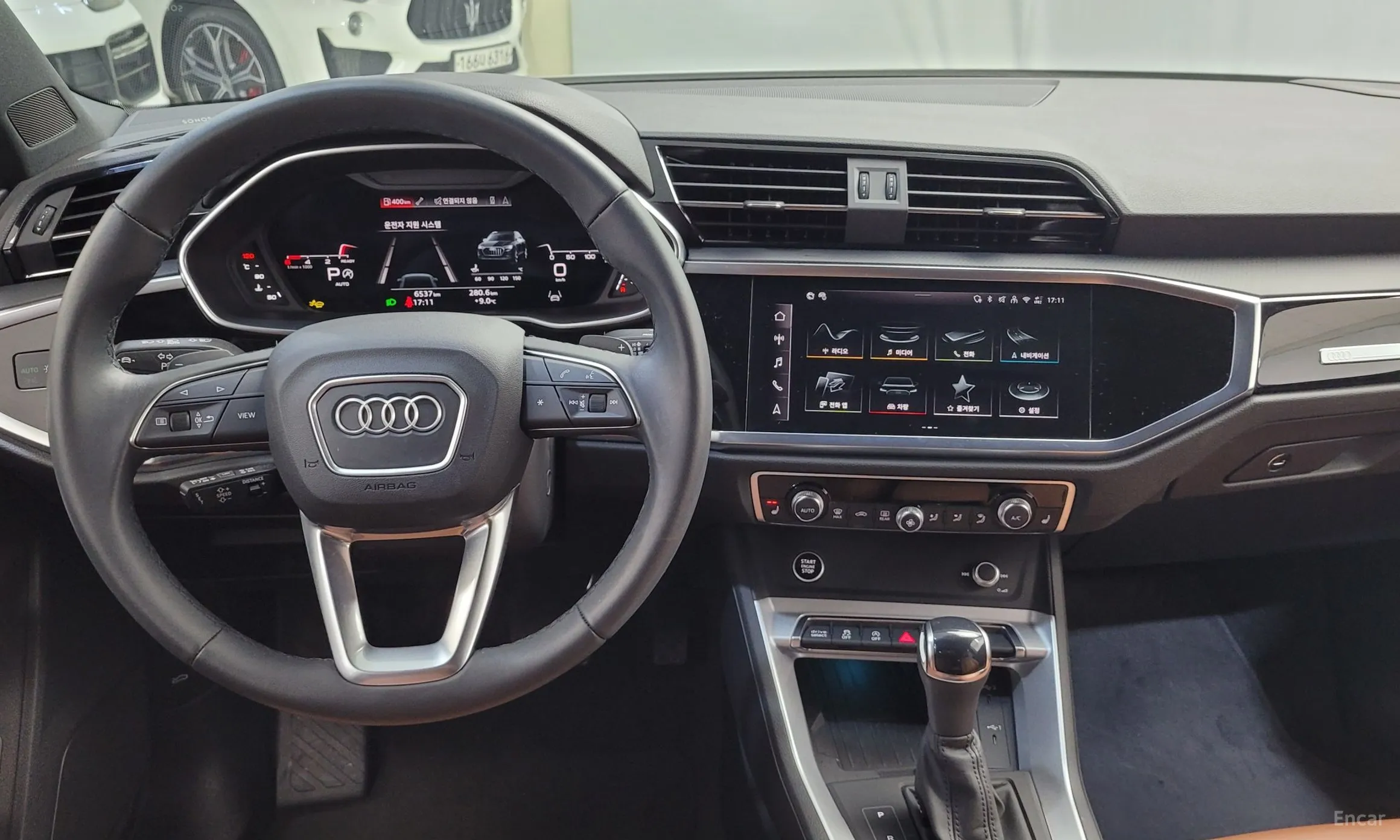 Audi Q3 (F3) превью 18