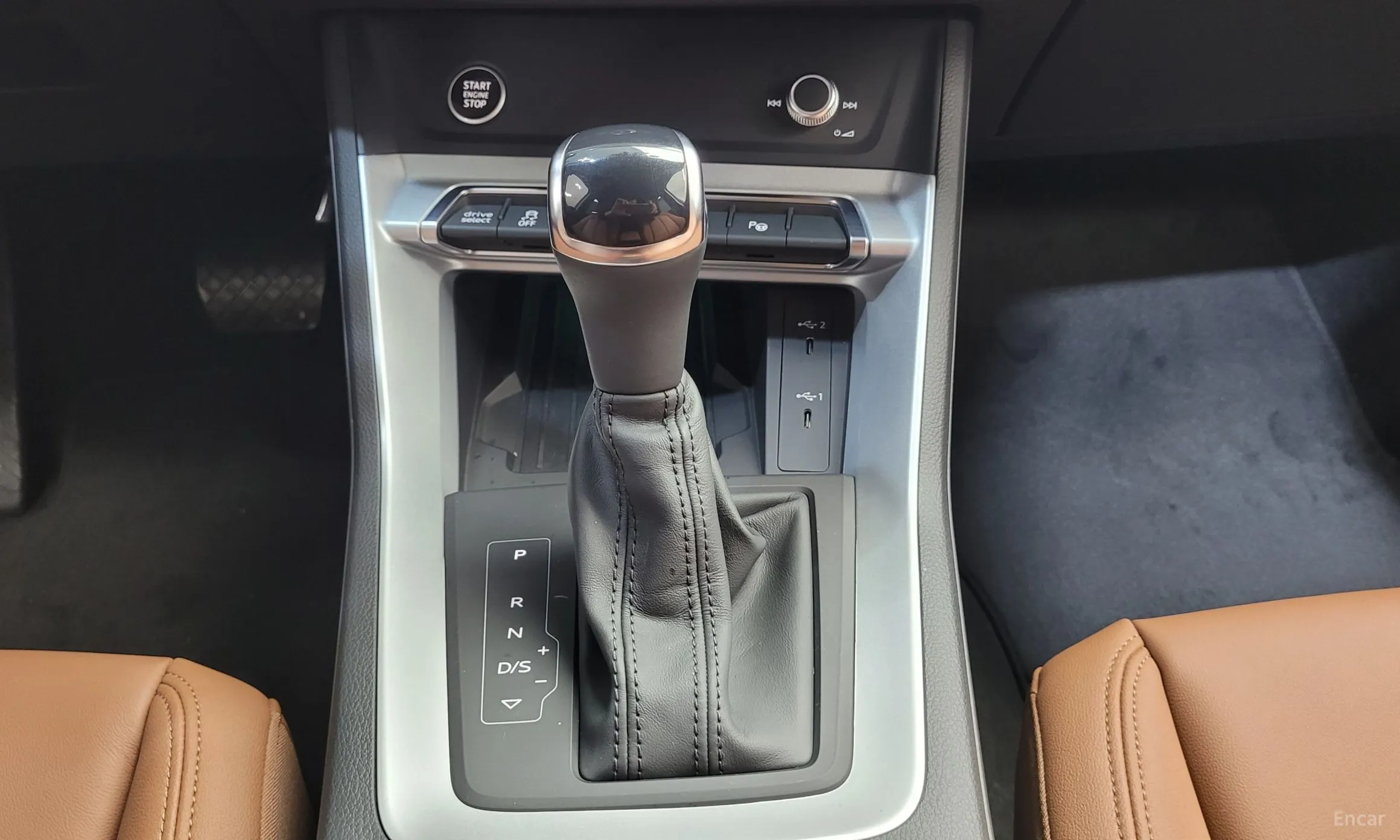 Audi Q3 (F3) превью 9