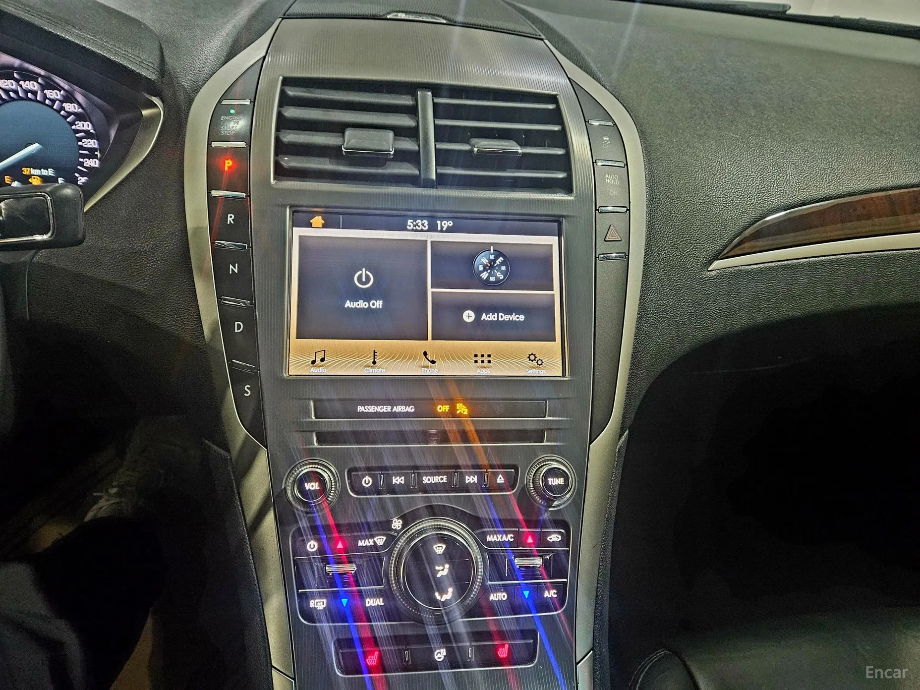 Lincoln New MKZ превью 17