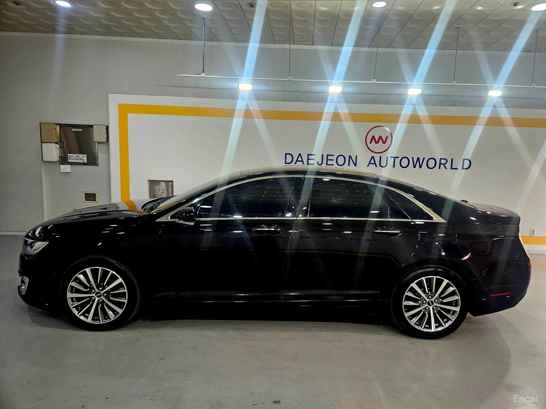 Lincoln New MKZ превью 6