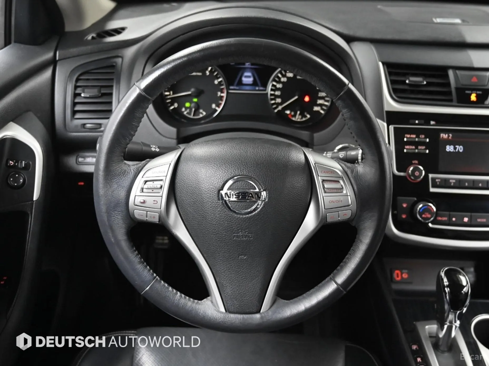 Nissan Altima превью 13