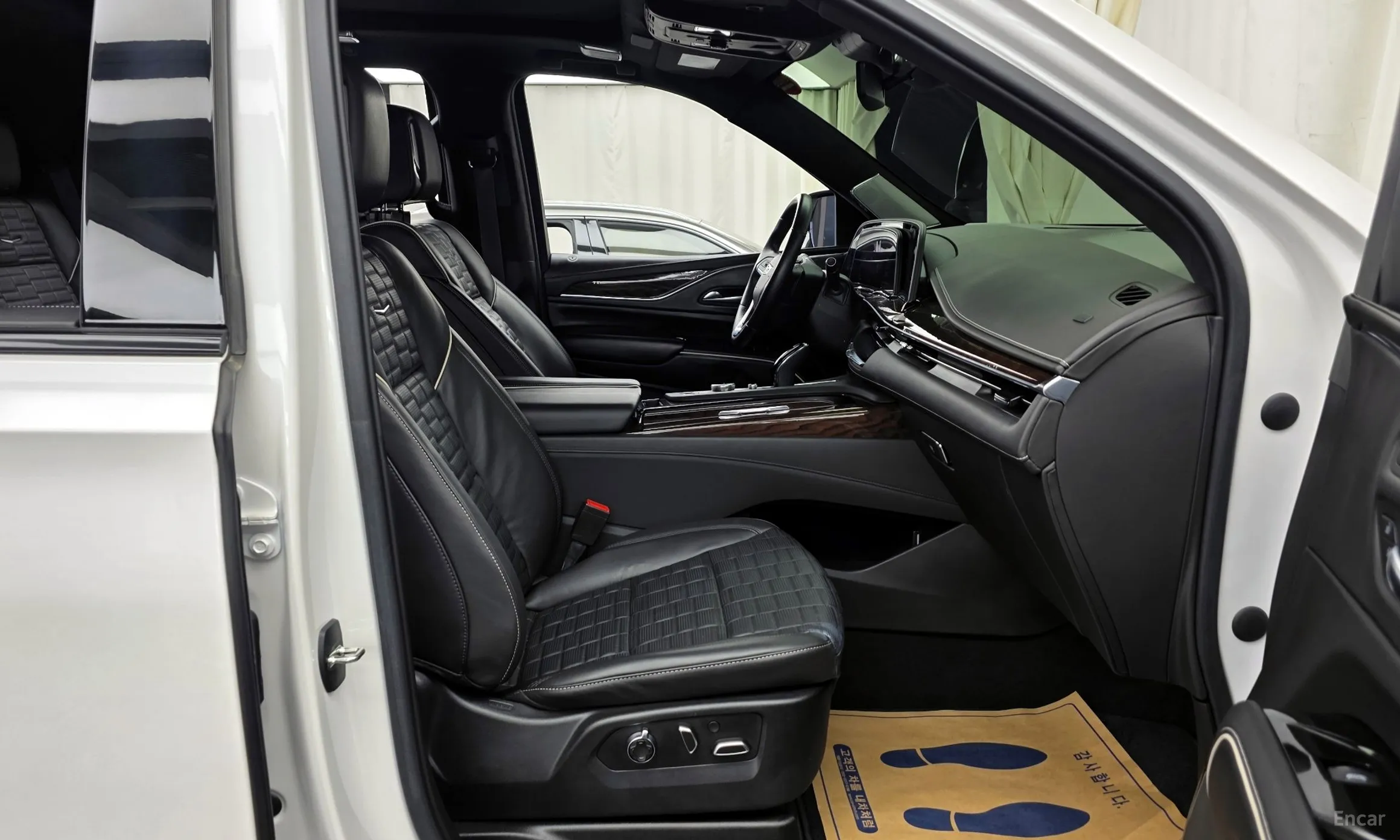 Cadillac Escalade 5th Generation превью 11