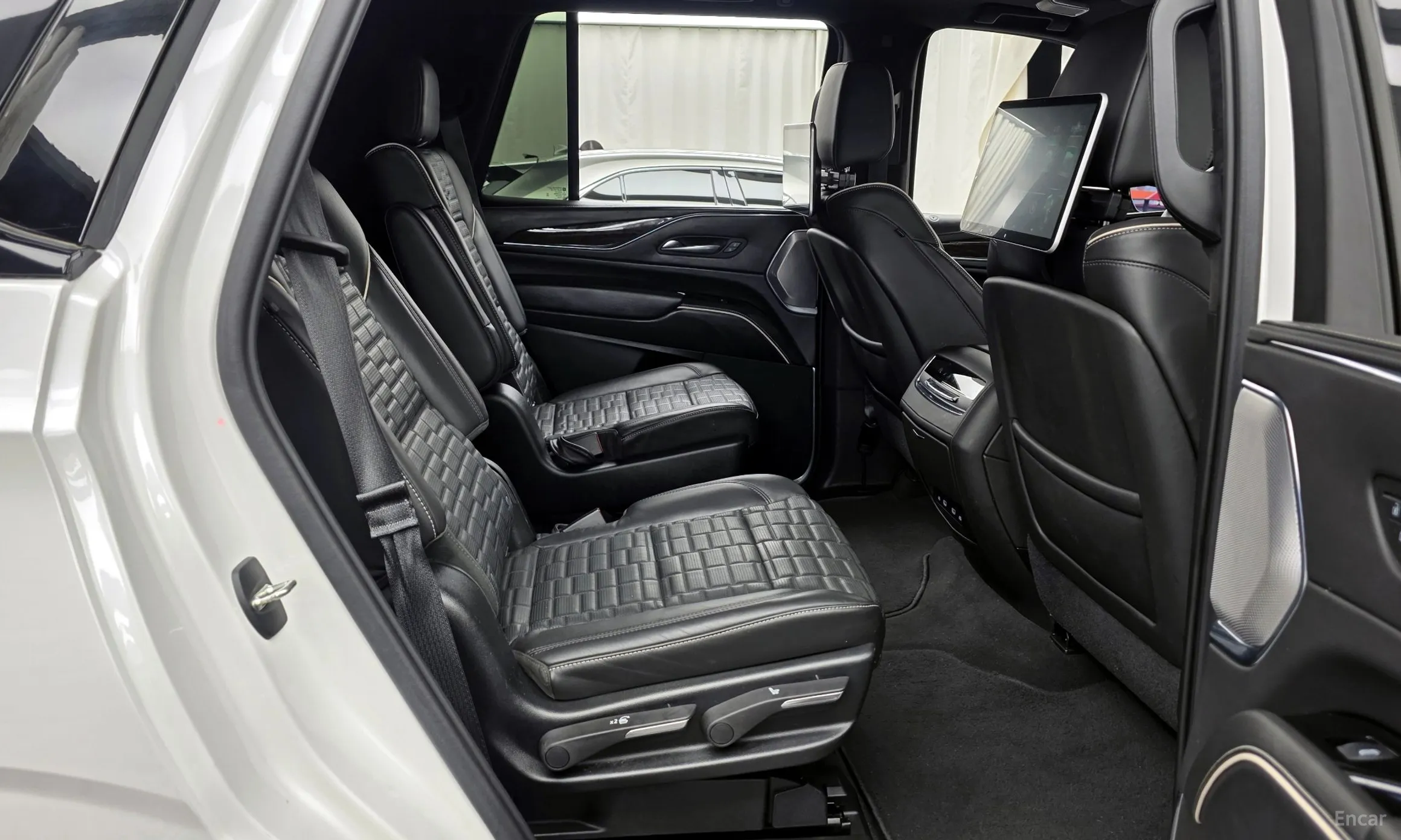 Cadillac Escalade 5th Generation превью 12