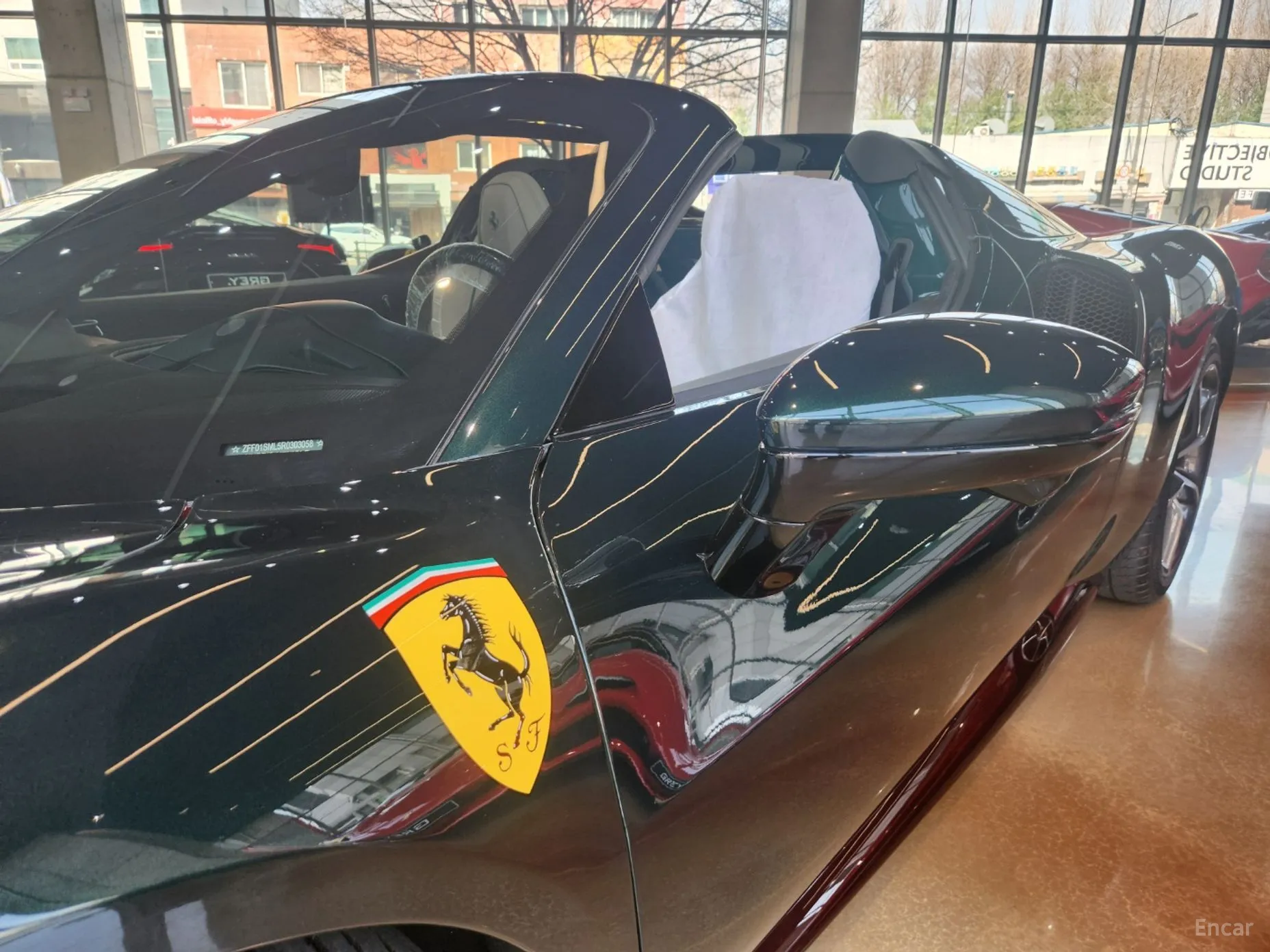 Ferrari 296 GTS превью 4
