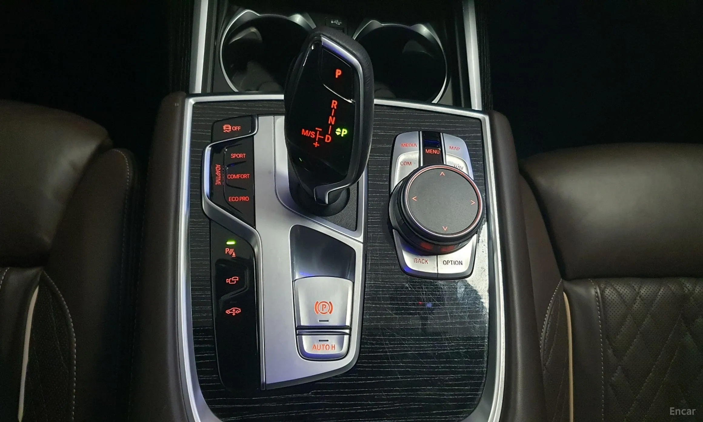 BMW 7 Series (G11) превью 15