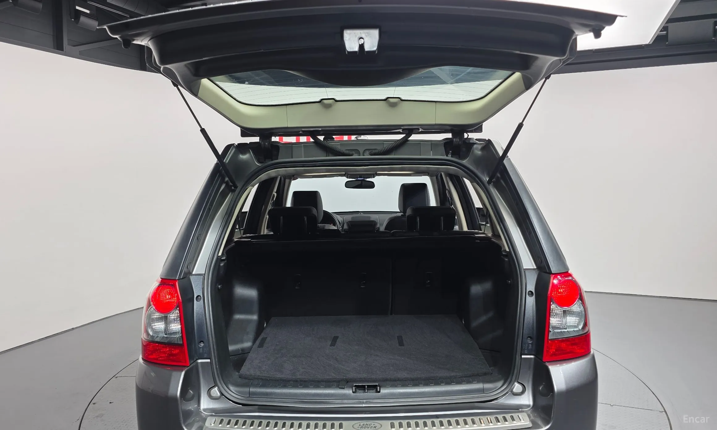 Land Rover Freelander 2 превью 20