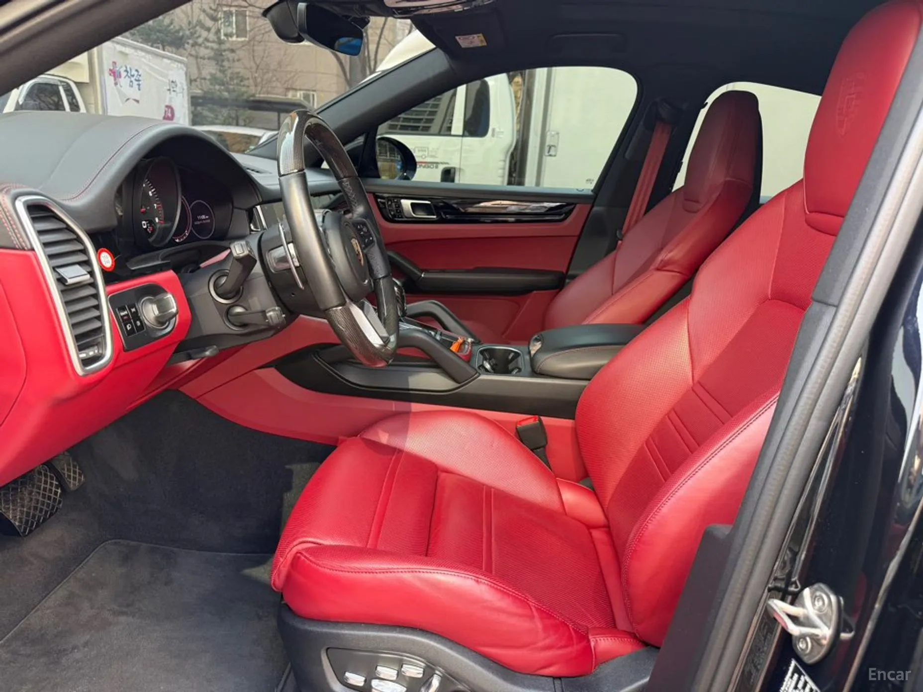 Porsche Cayenne (PO536) превью 7