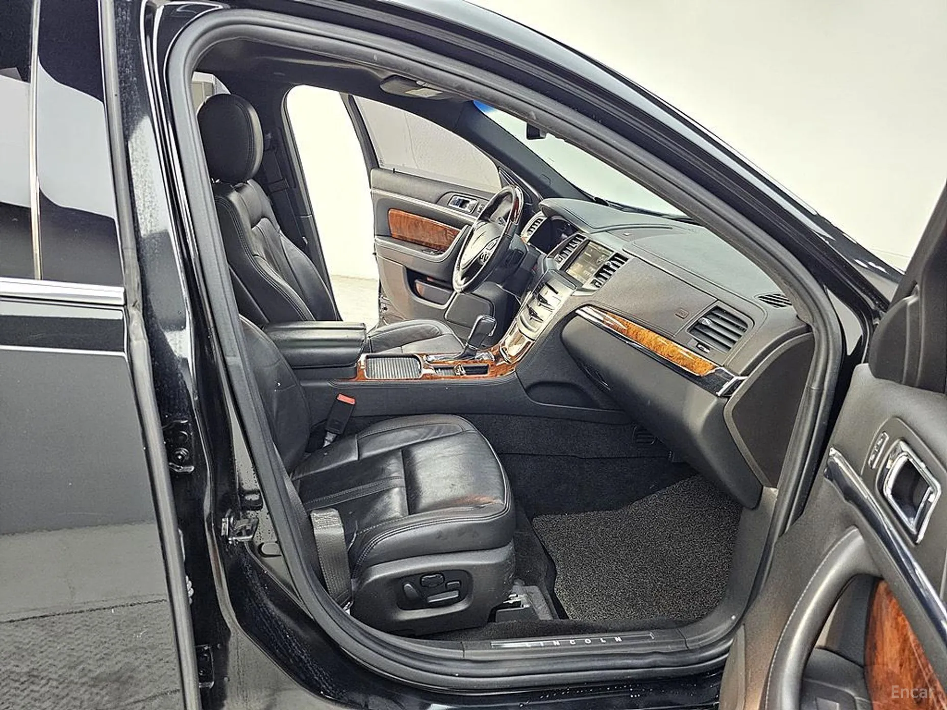Lincoln New MKS превью 11