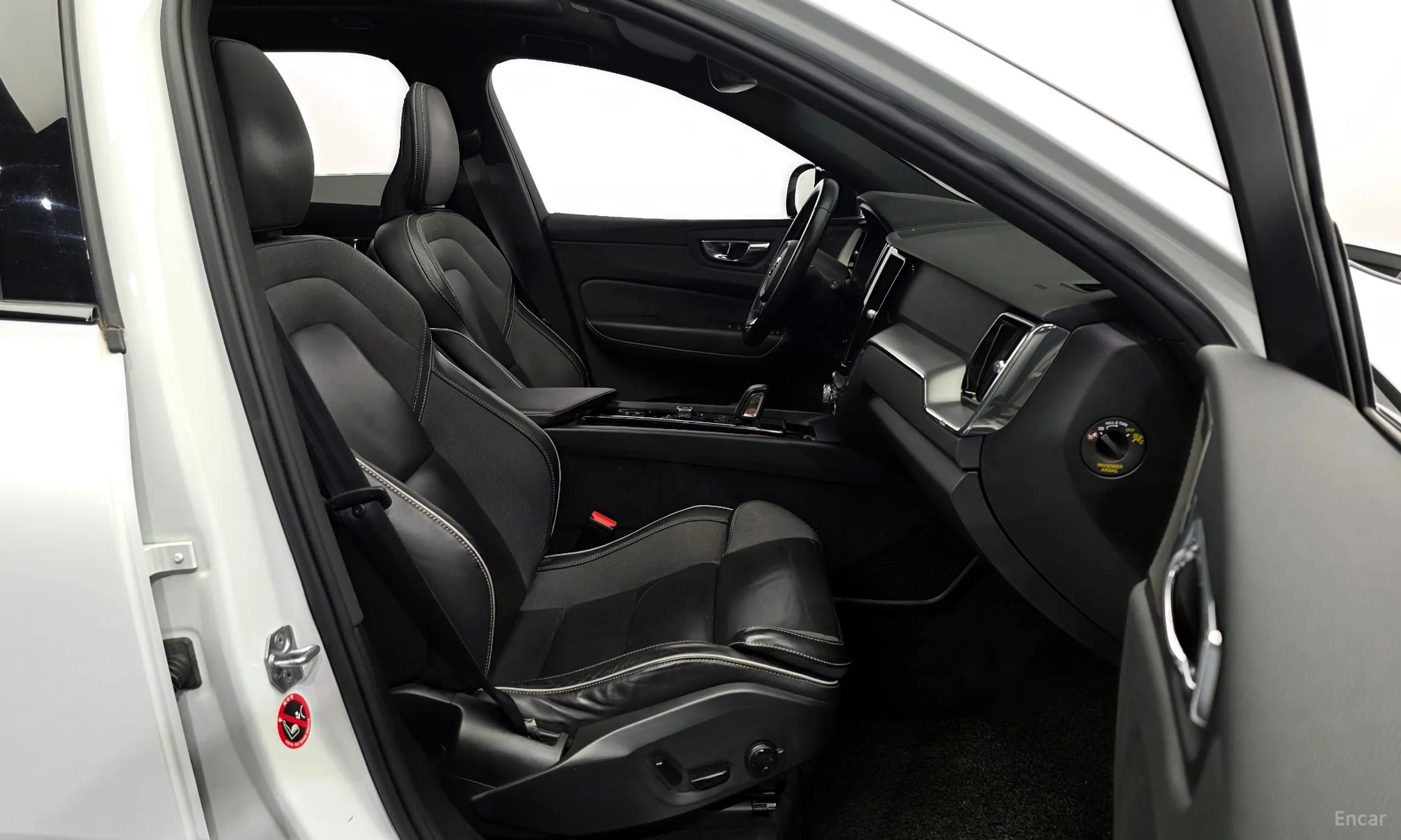 Volvo XC60 Gen 2 превью 11