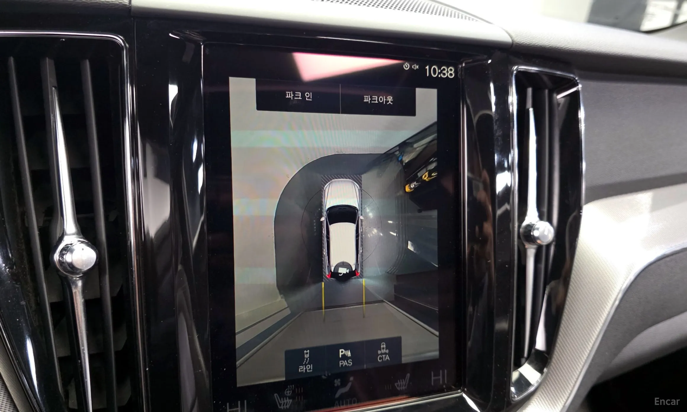 Volvo XC60 Gen 2 превью 15