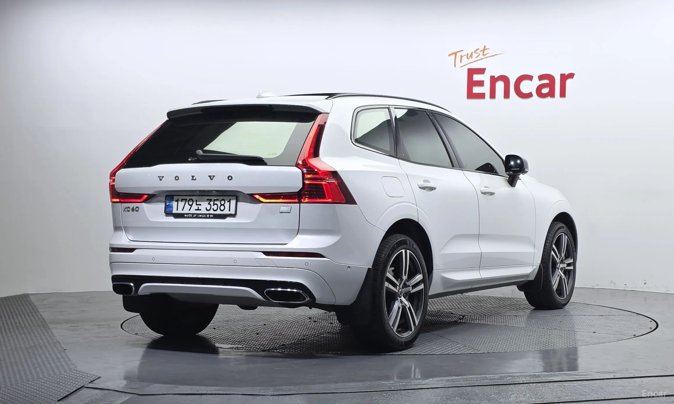 Volvo XC60 Gen 2 превью 2