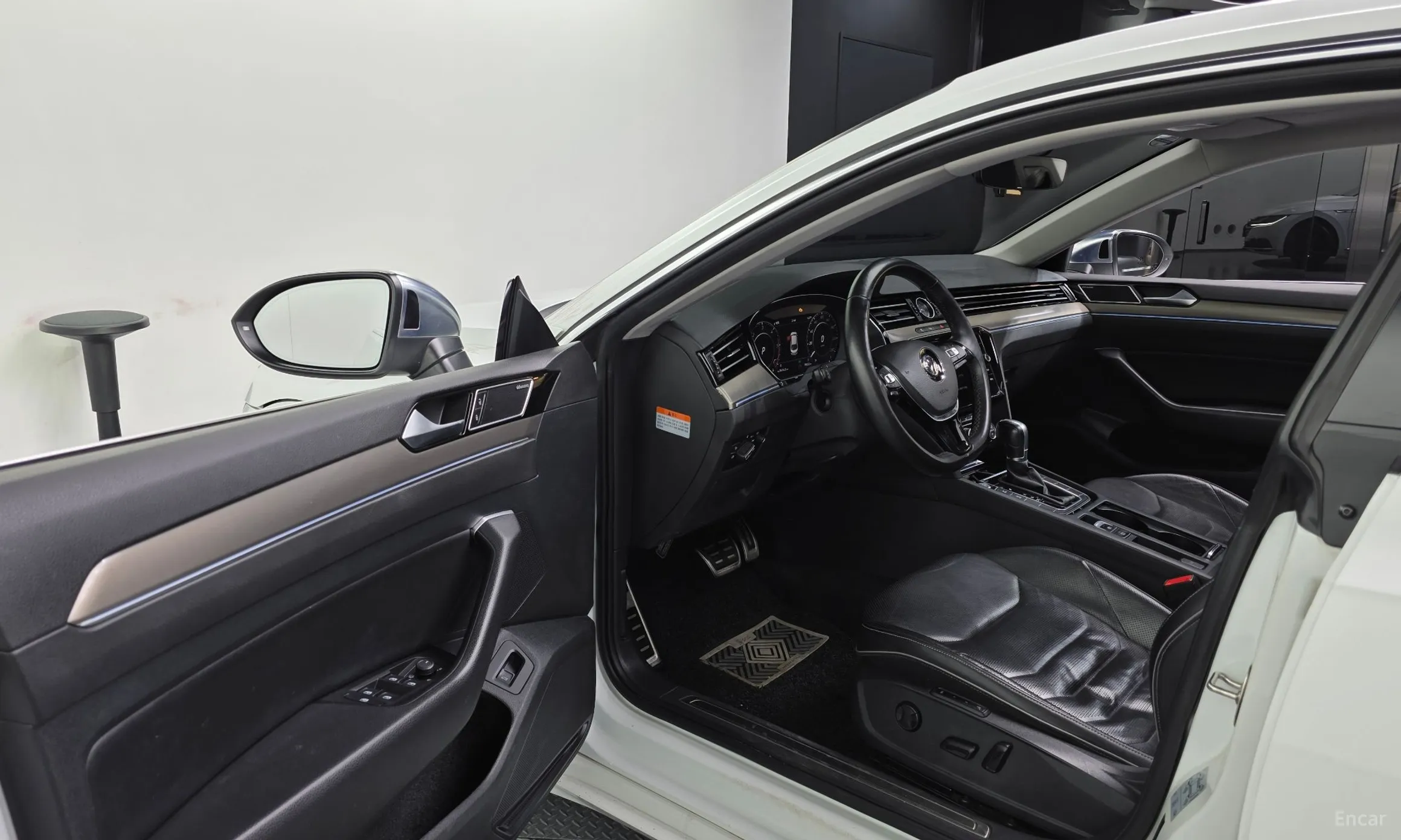 Volkswagen Ateon превью 10
