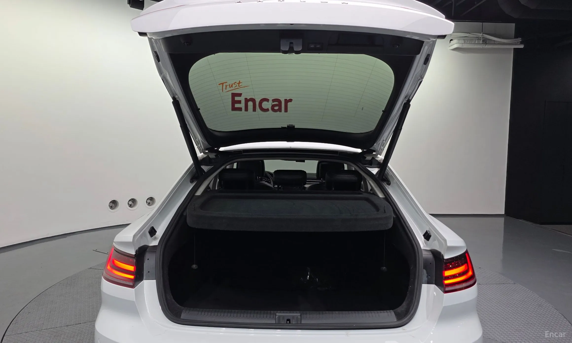 Volkswagen Ateon превью 20
