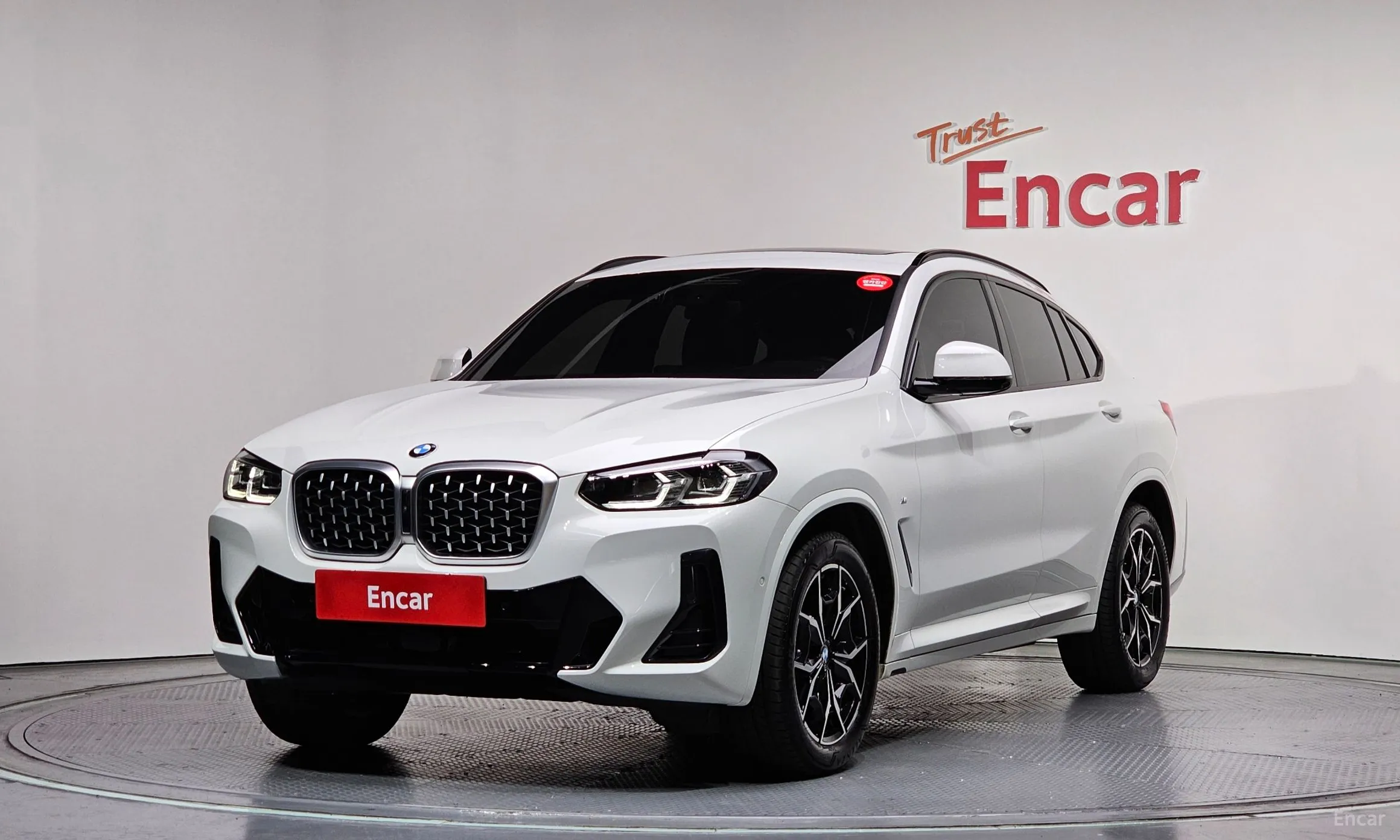 X4 (G02)