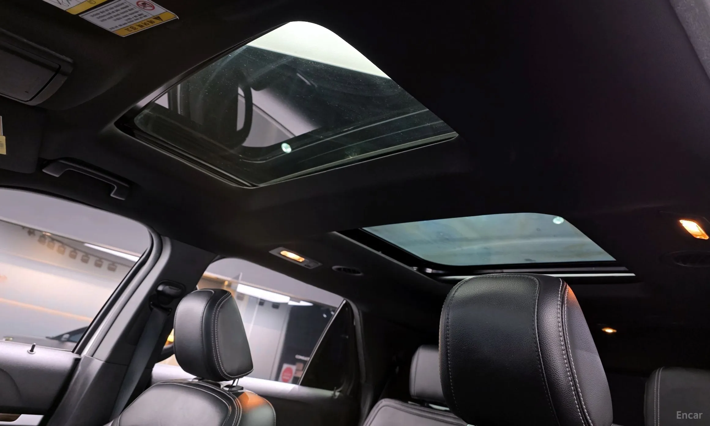 Ford Explorer превью 17