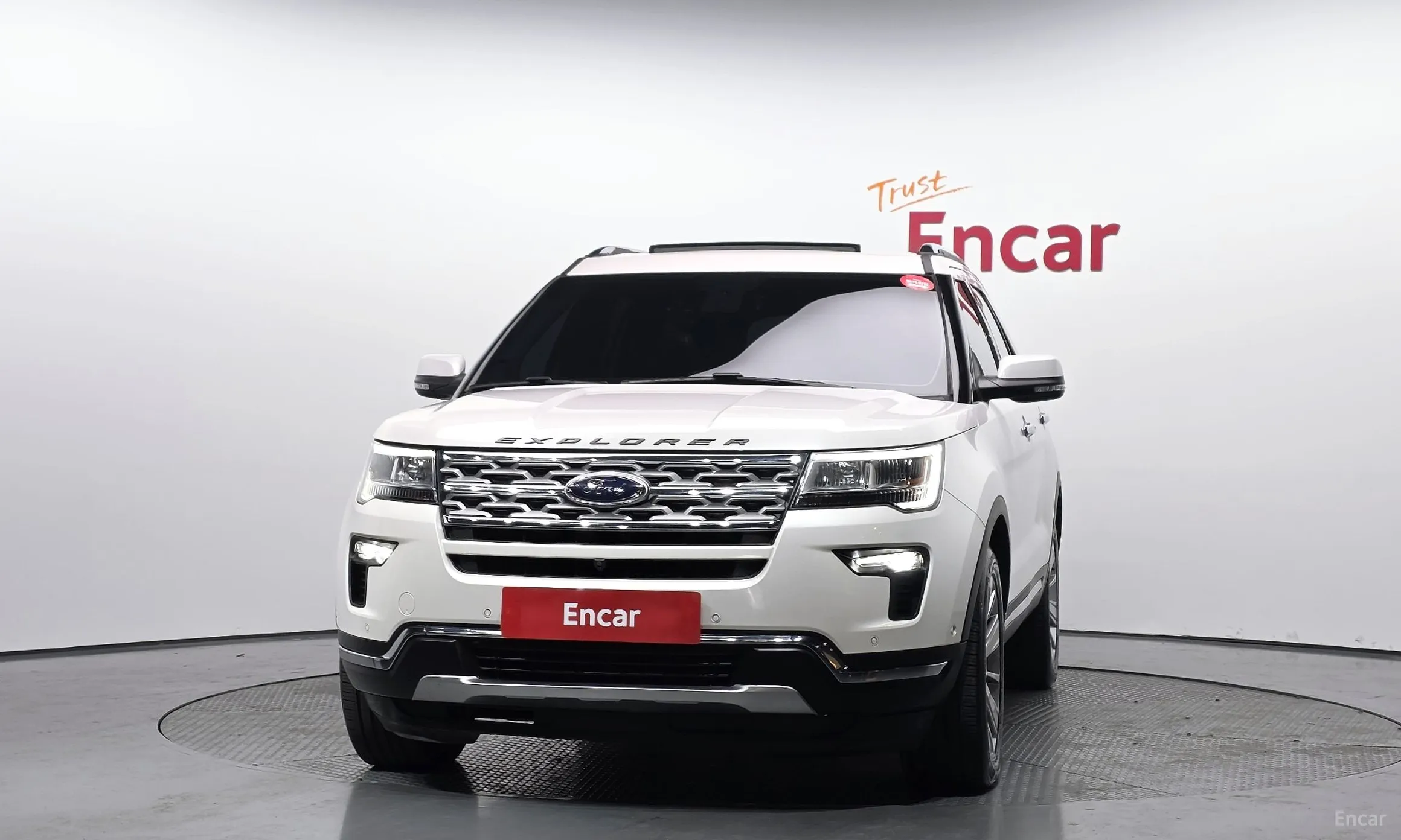 Ford Explorer превью 3